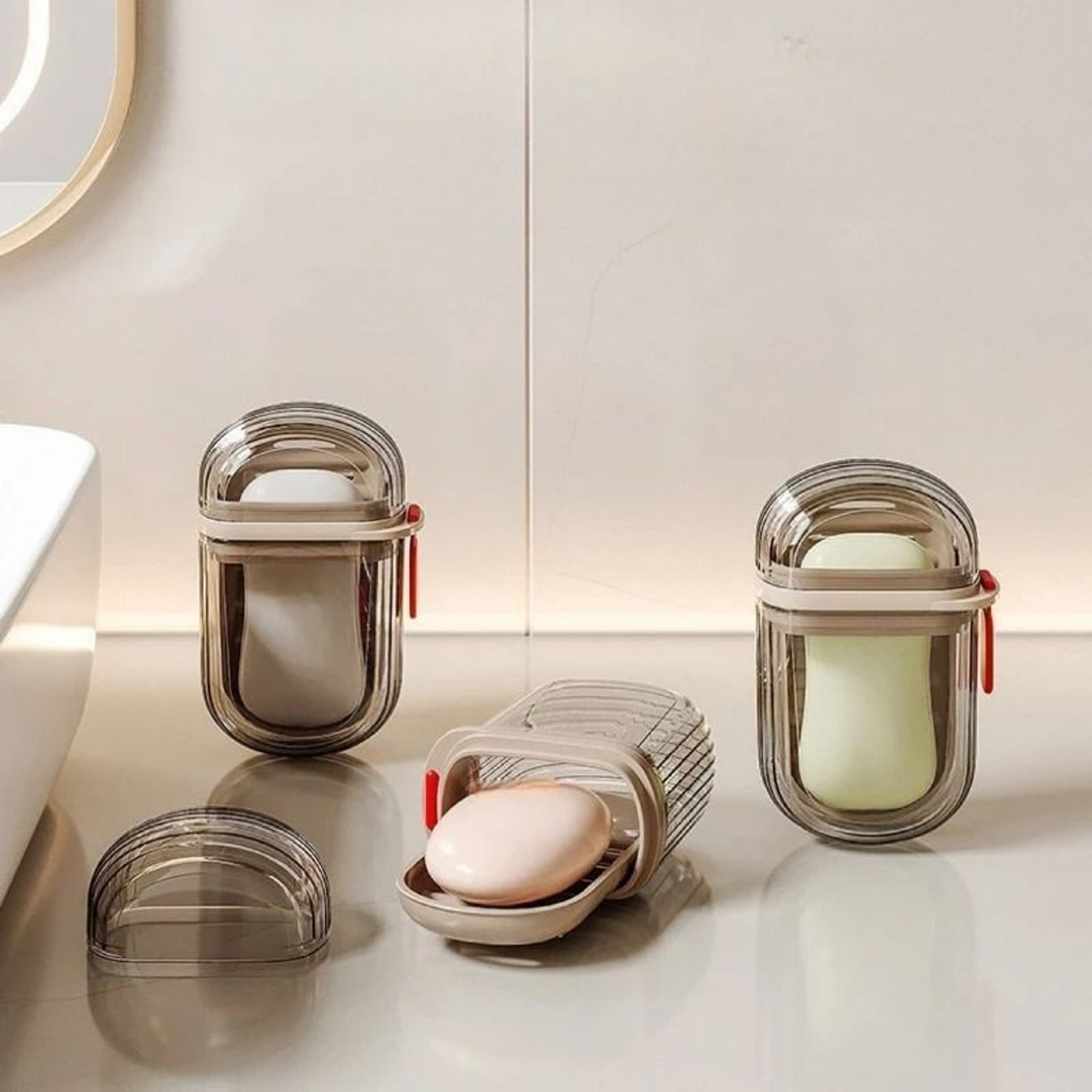 Travel Portable Soap Box With Drainable Lid 1