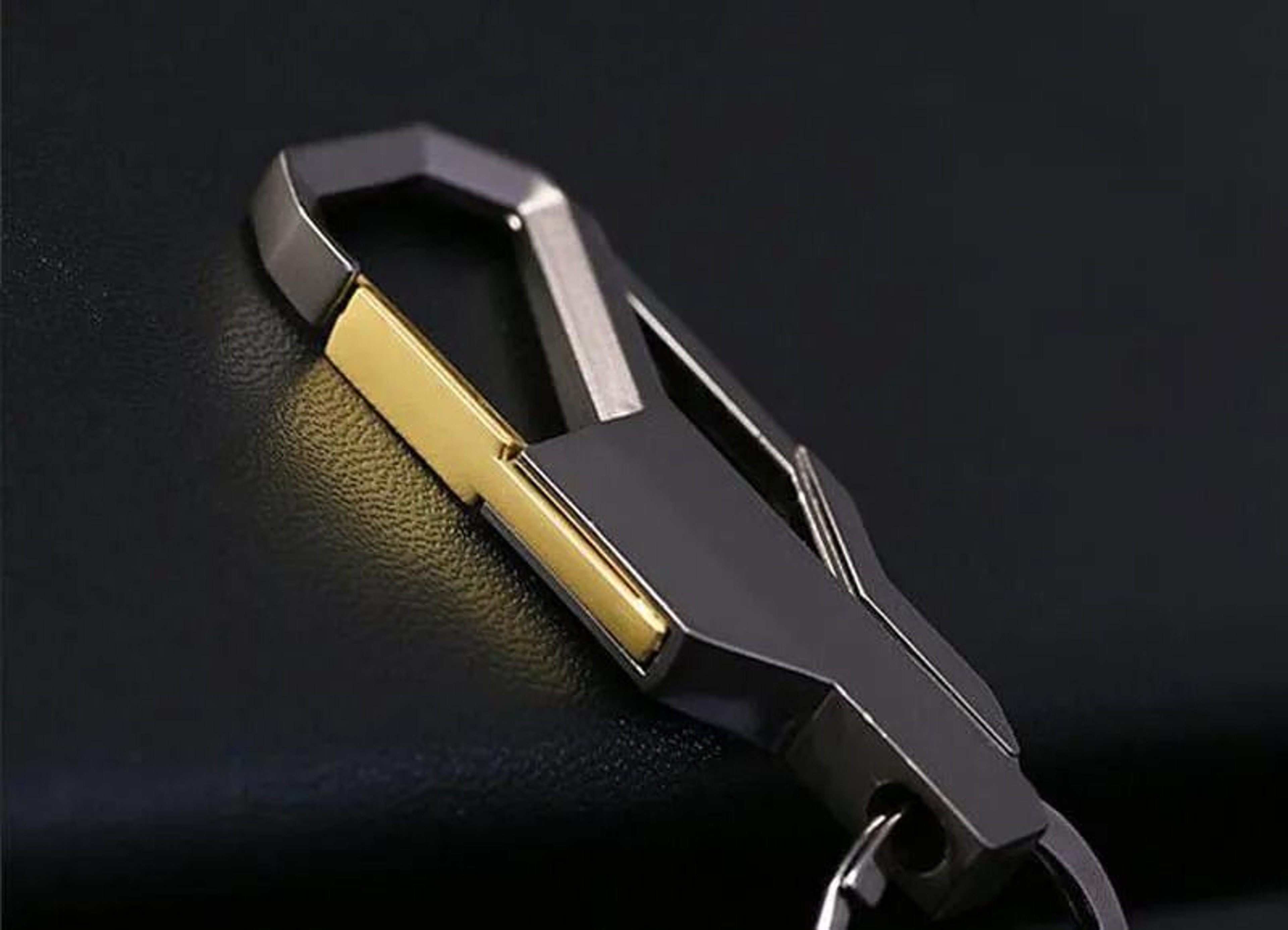 Metal Key Ring With Modern Inlay Design For Men And Women 1