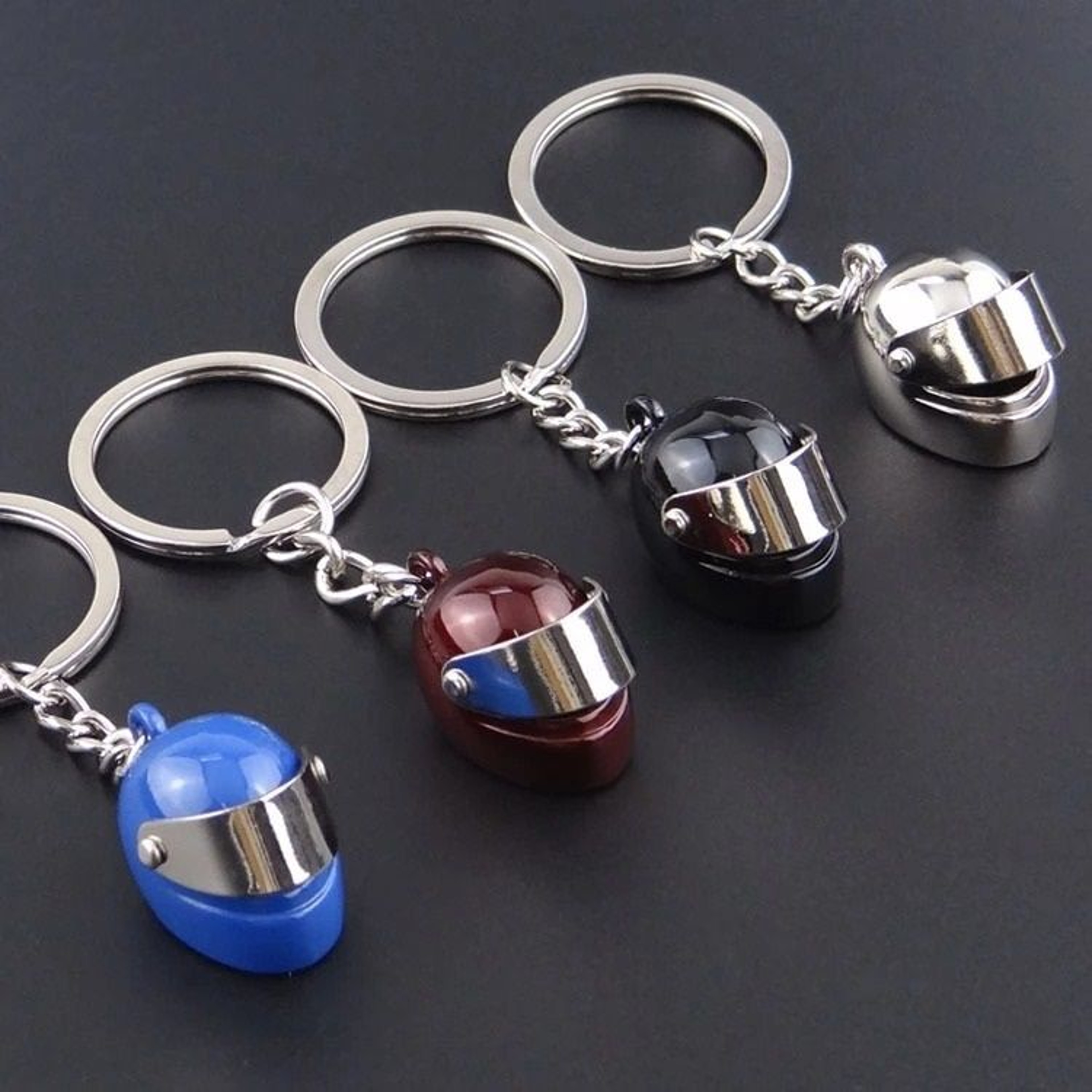 Metal Motorcycle Helmet Key Chain For Car And Bag Accessories 1