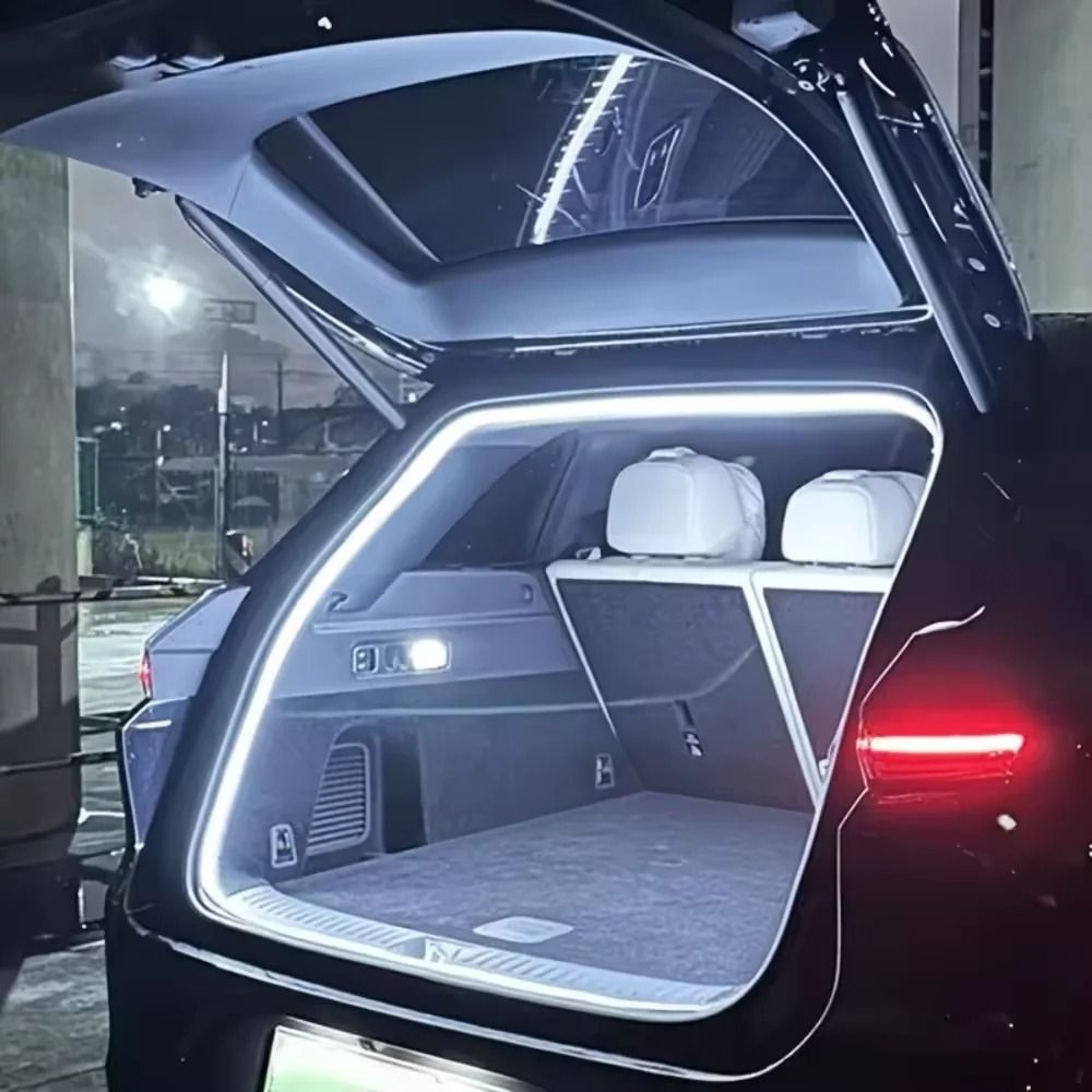 Automatic LED Trunk Light Strip For Car Tailgate Illumination 0