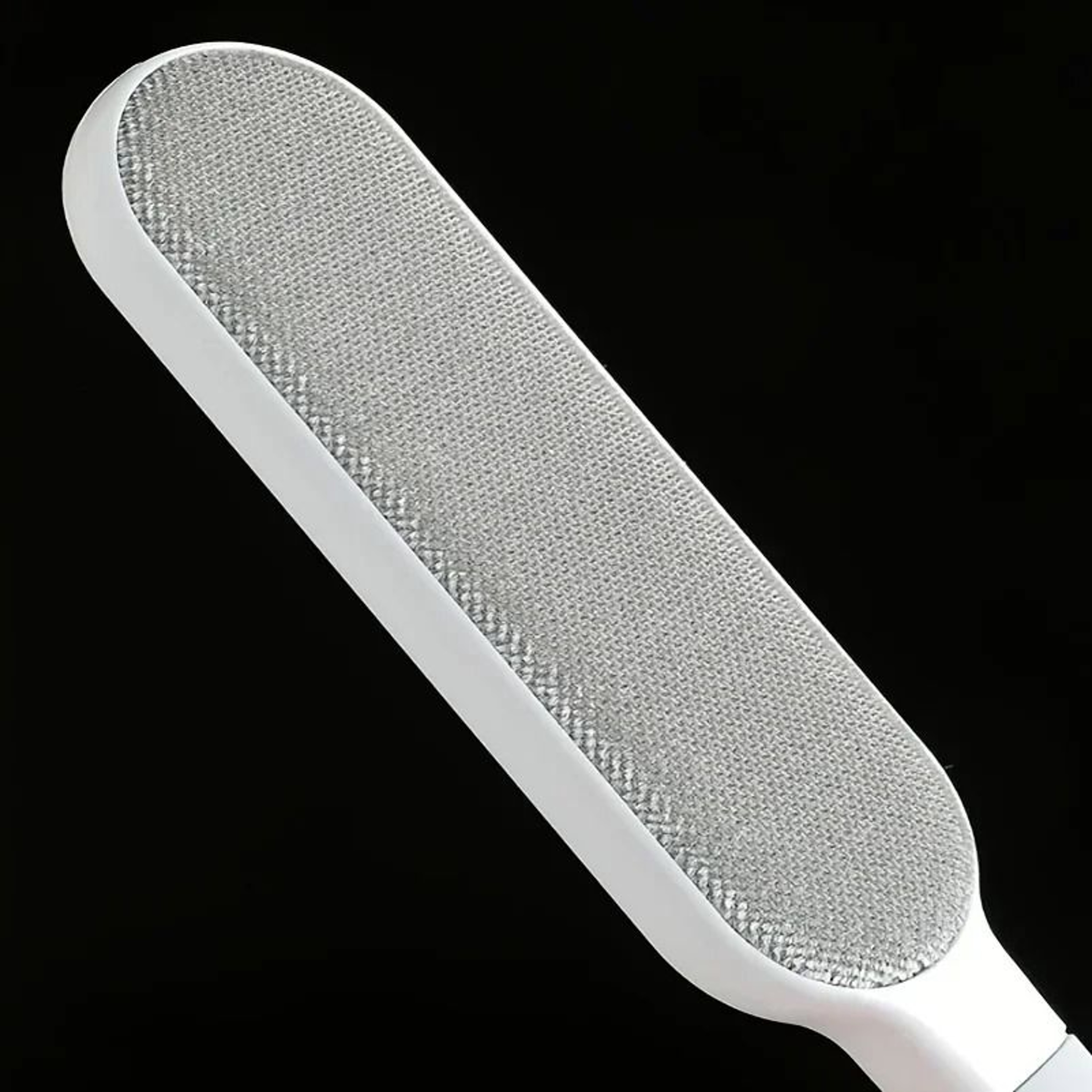 Reusable Pet Hair Remover Brush For Furniture Clothes And Bedding 2