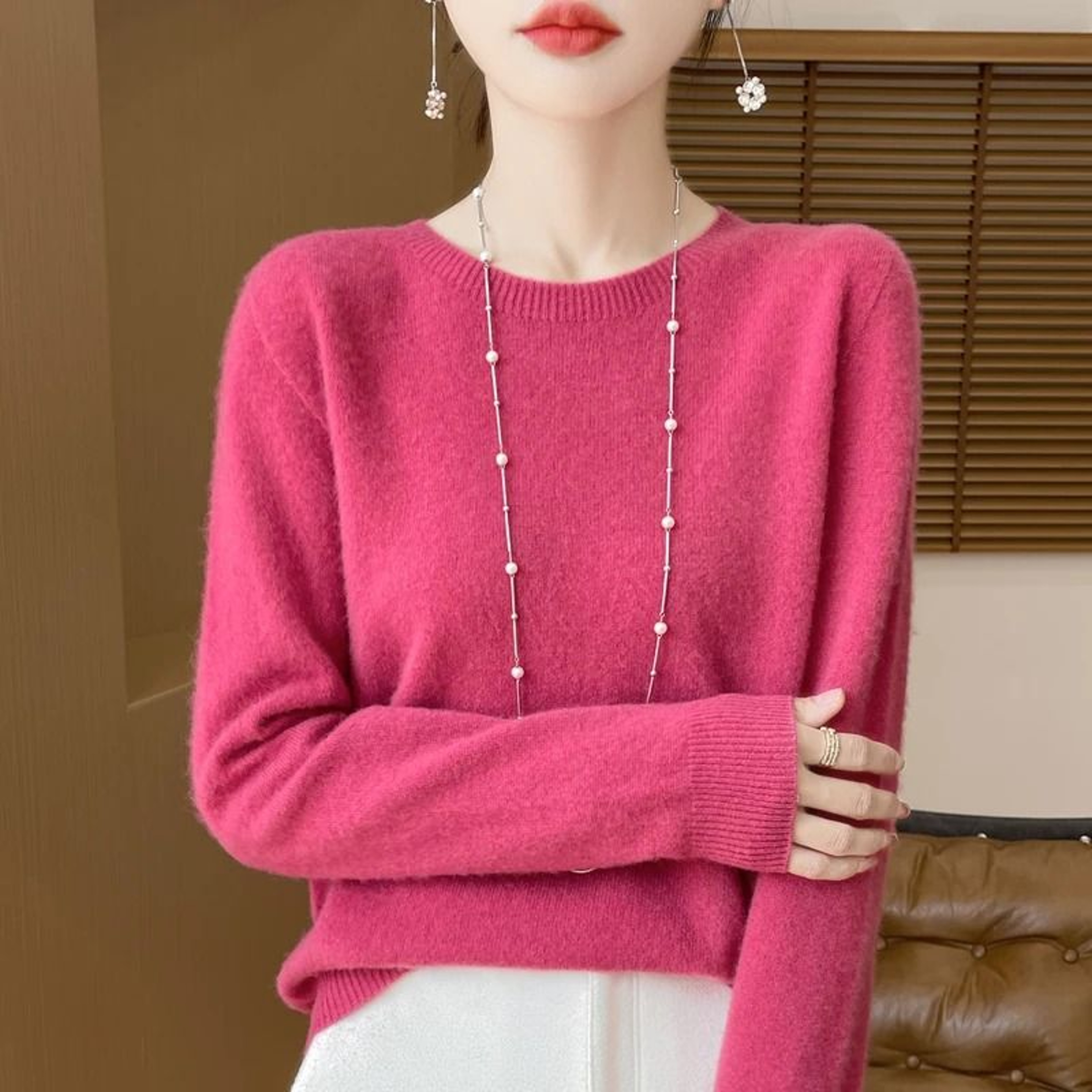 Pure Merino Wool O Neck Pullover Elegant Cashmere Feel Winter Sweater For Women 18