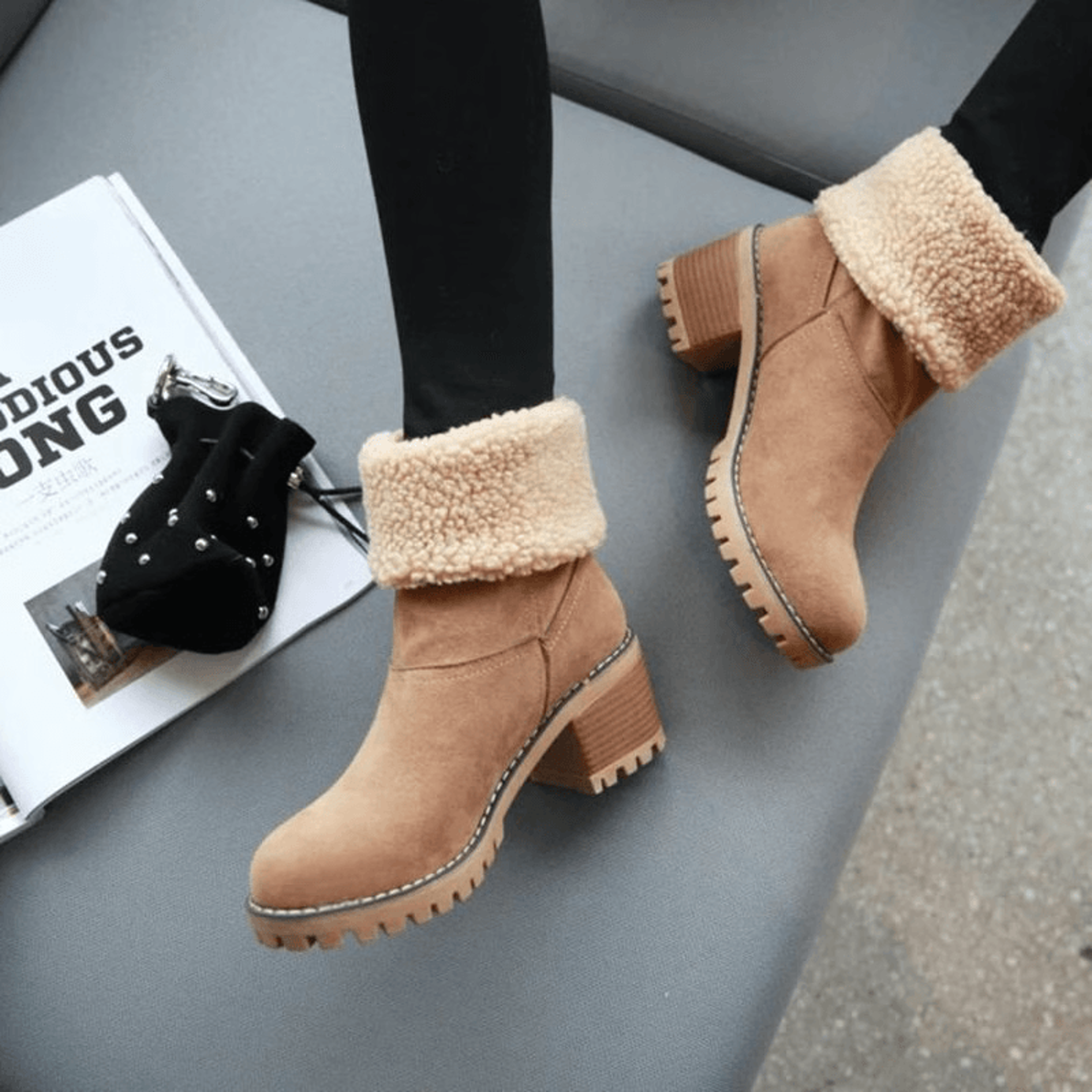 Womens winter boots for snowy travel