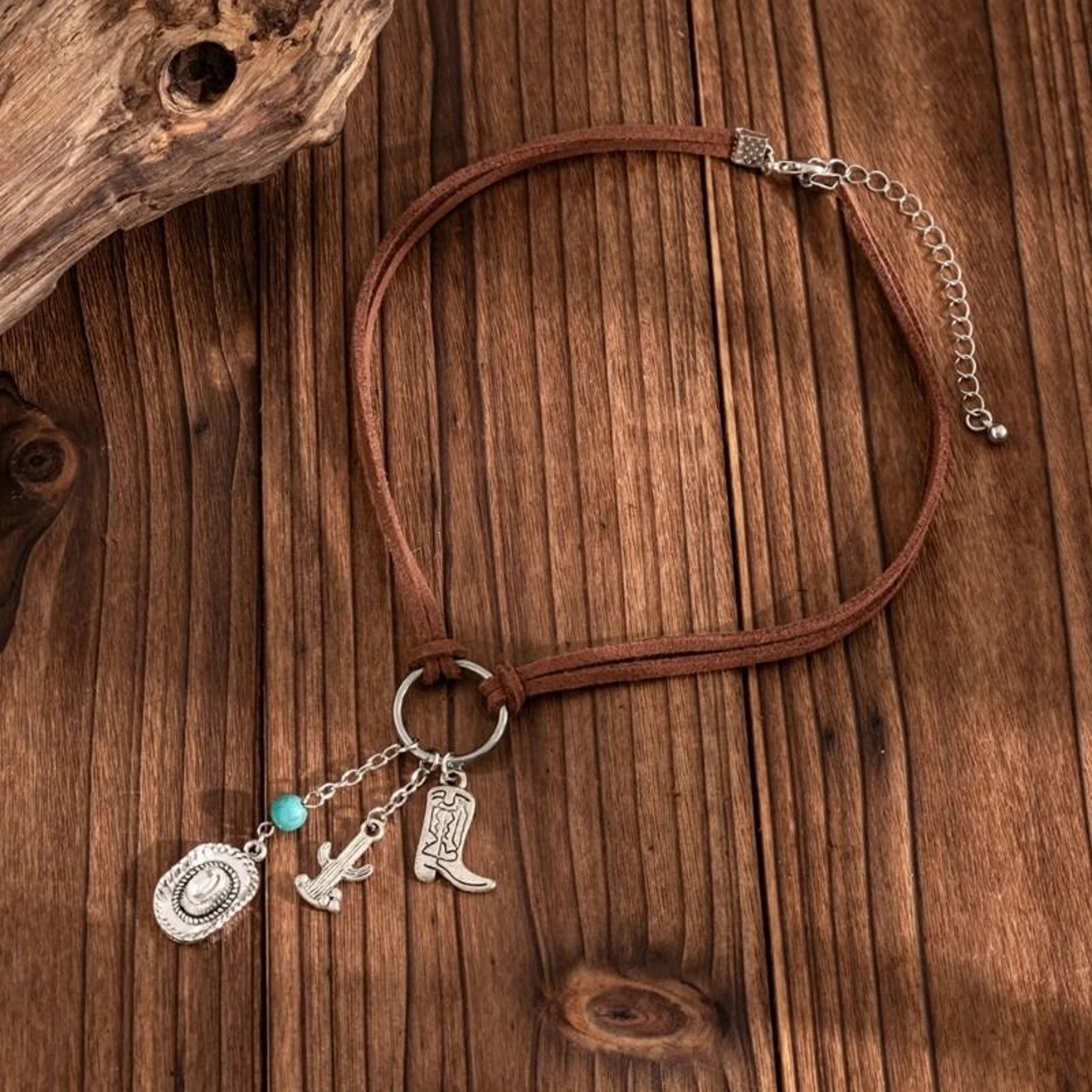 Rhinestone Cowboy Necklace Accessory 3