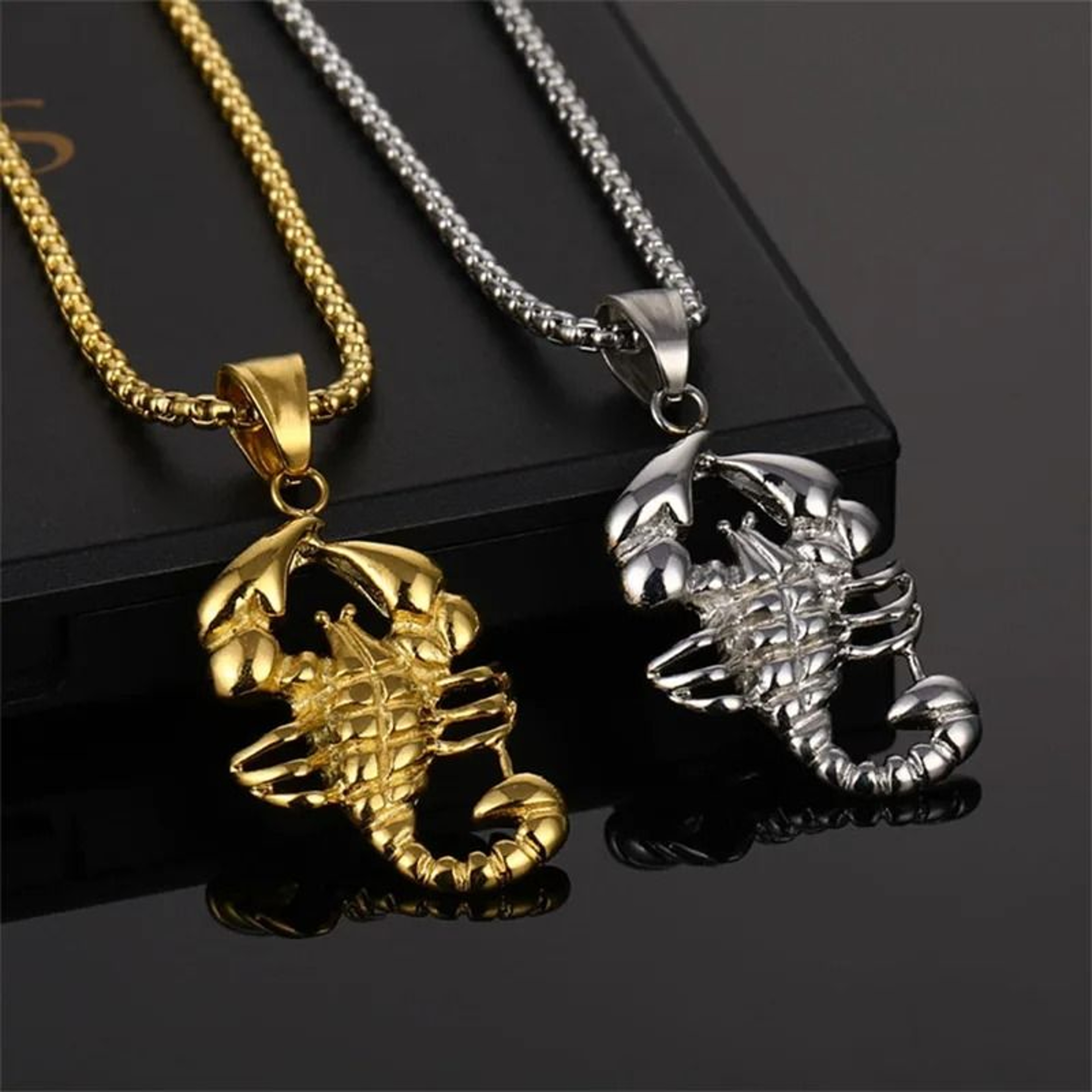 Mens Punk Scorpion Pendant Necklace For Street Style 3