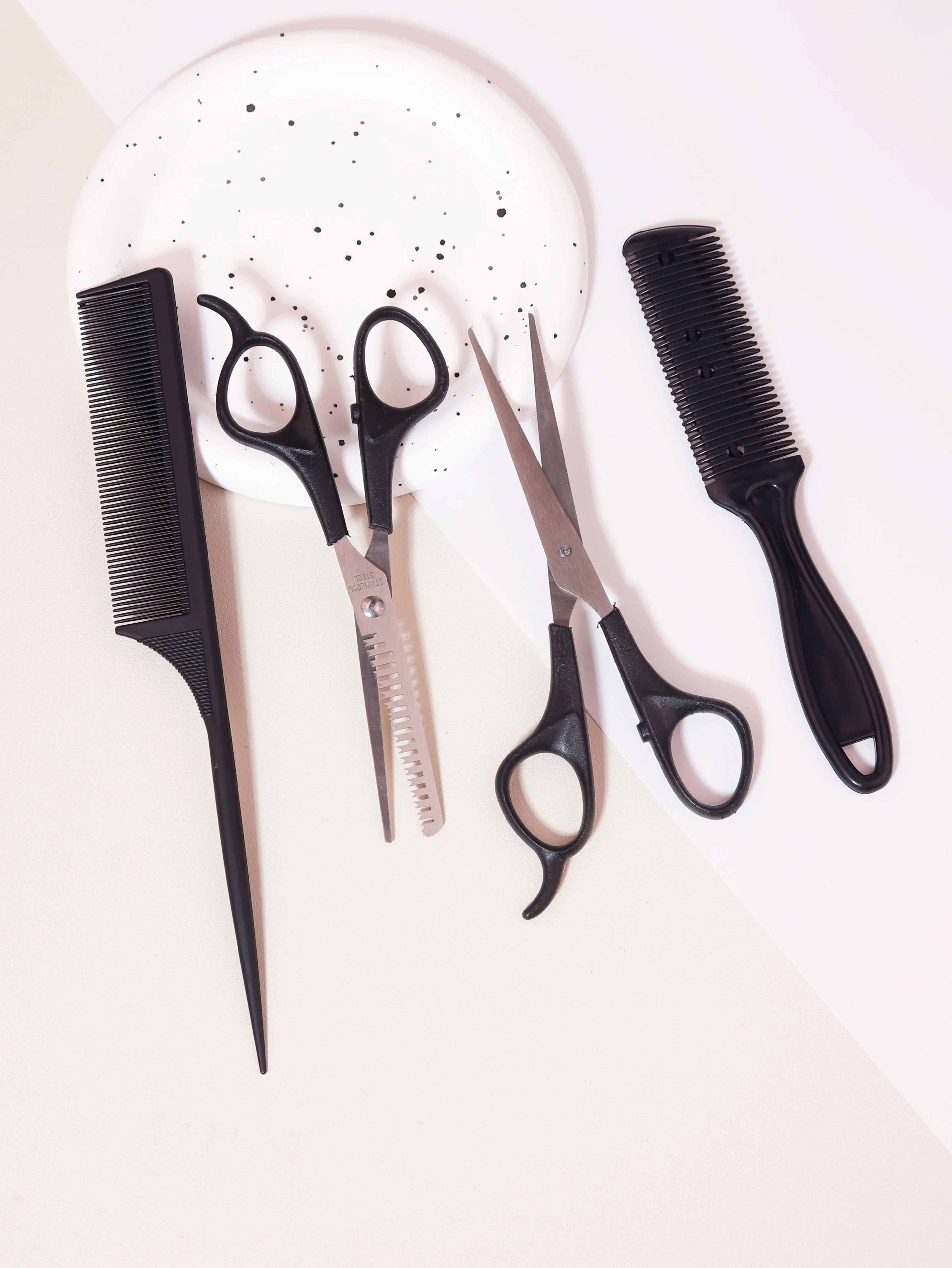 Professional Hairstyling Tool Set Hair Clippers Combs And Thinning Clippers 0