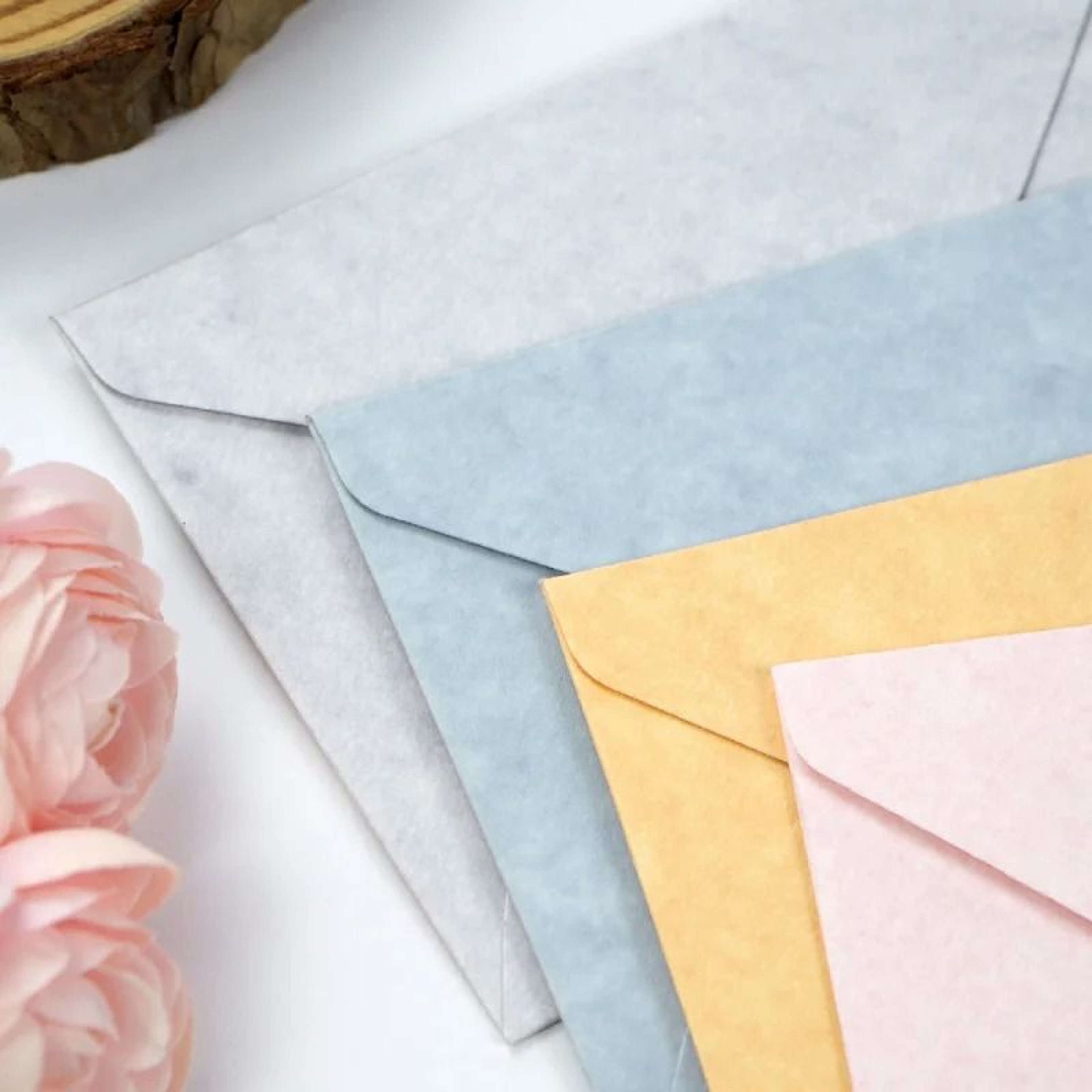 Sheepskin Textured Romantic Envelope Set For Invitations And Letters 3