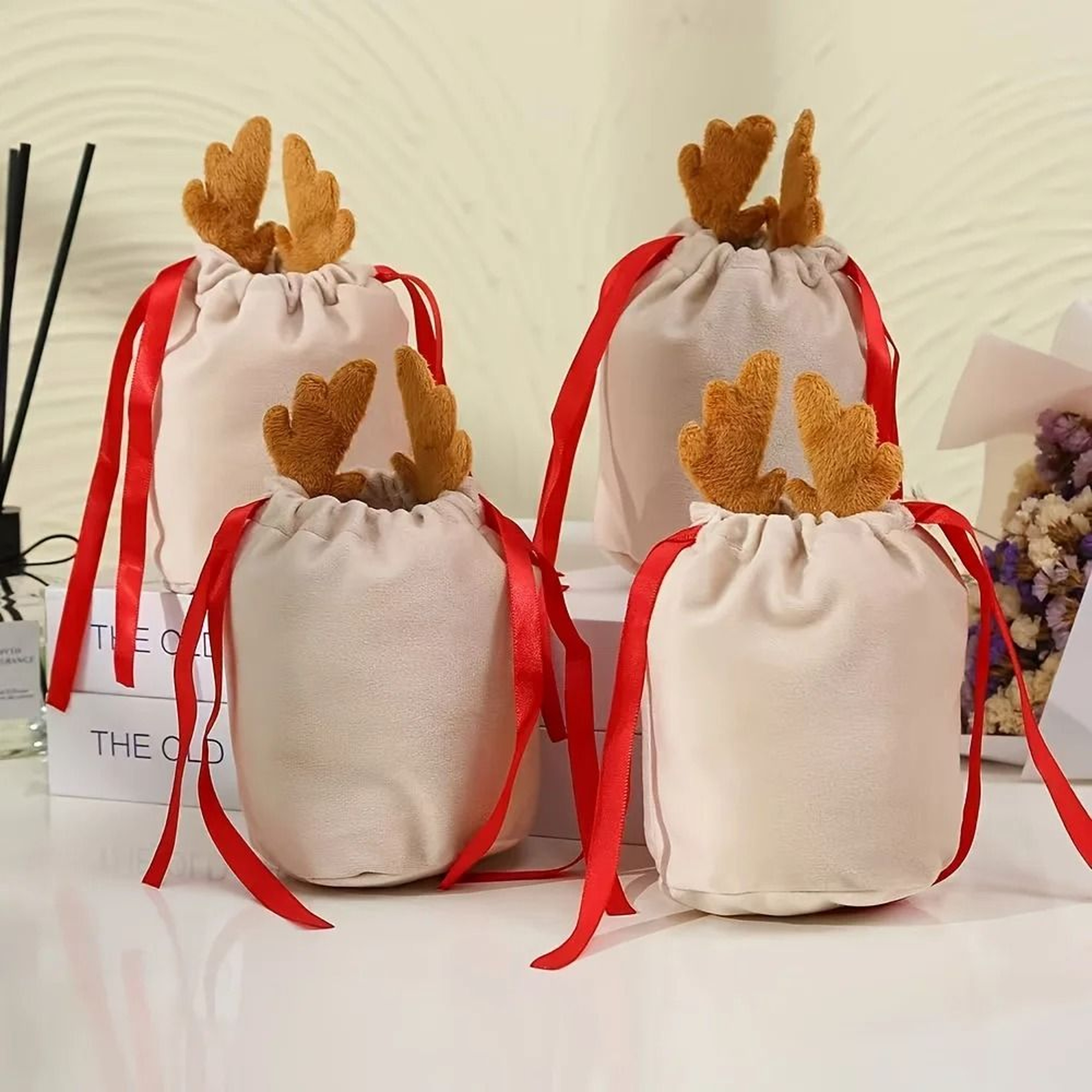 Deer Antler Design Drawstring Gift Bags With Festive Ribbon Bow 5