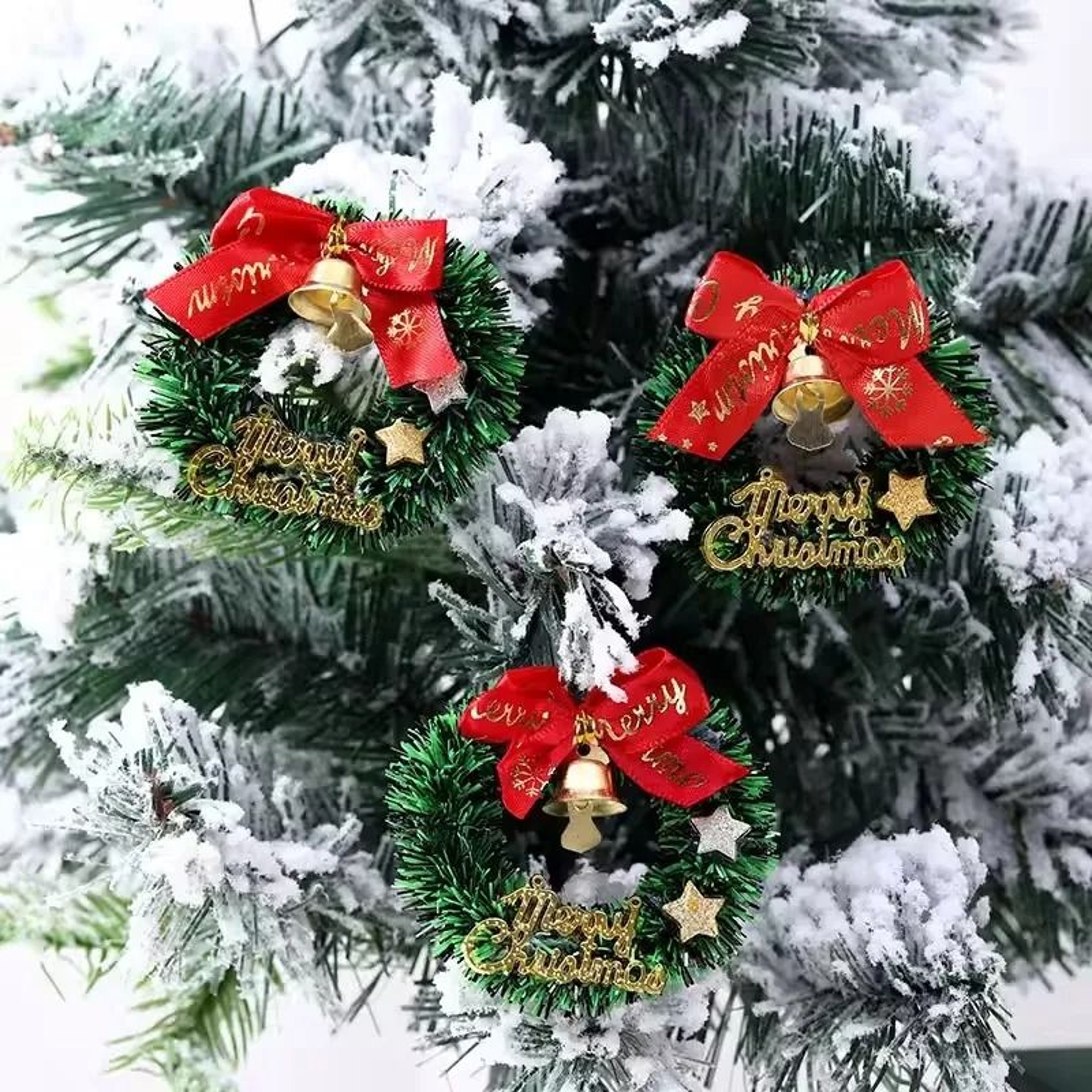 Miniature Festive Evergreen Wreaths 10 Pack 1
