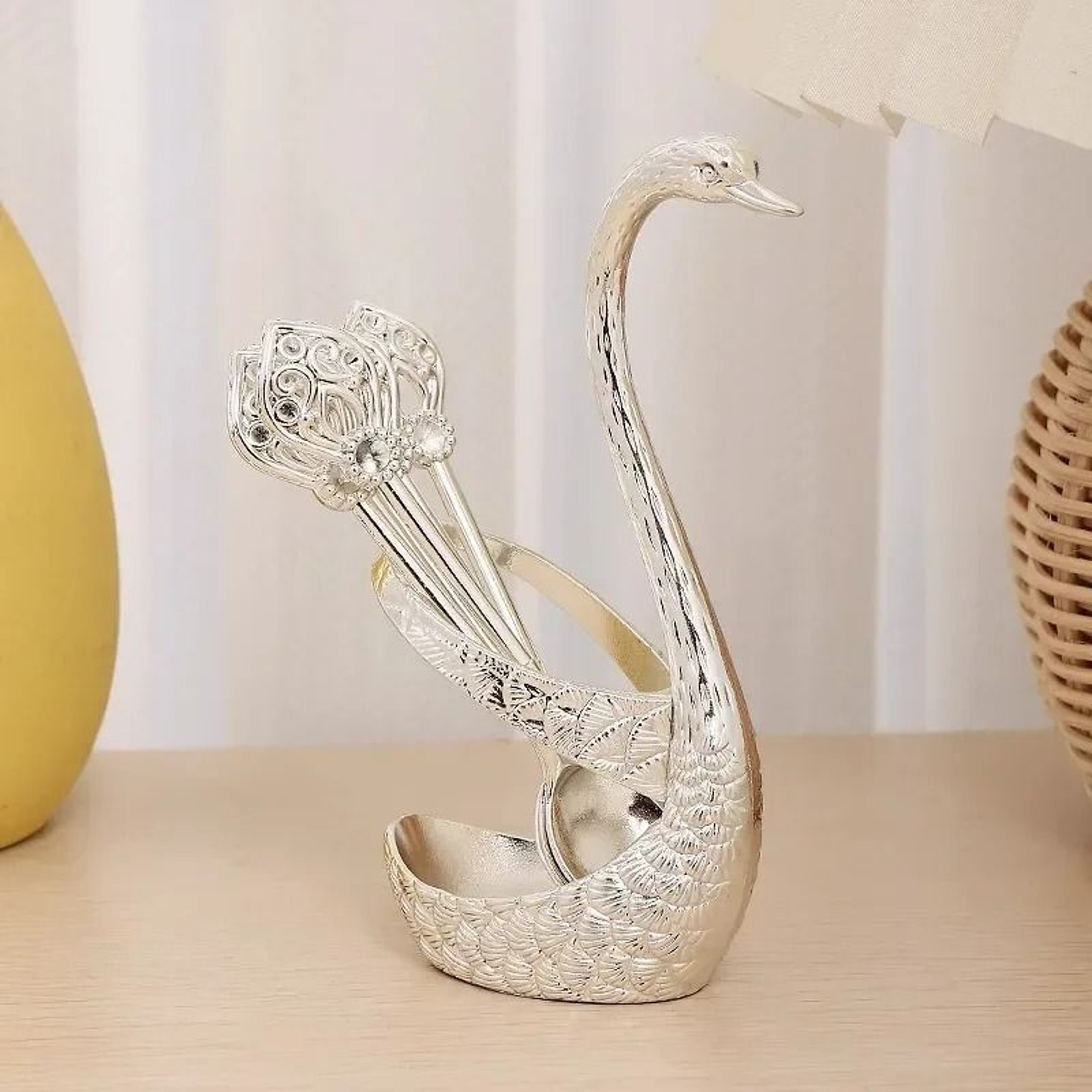 Creative Swan Cutlery Storage Set 6