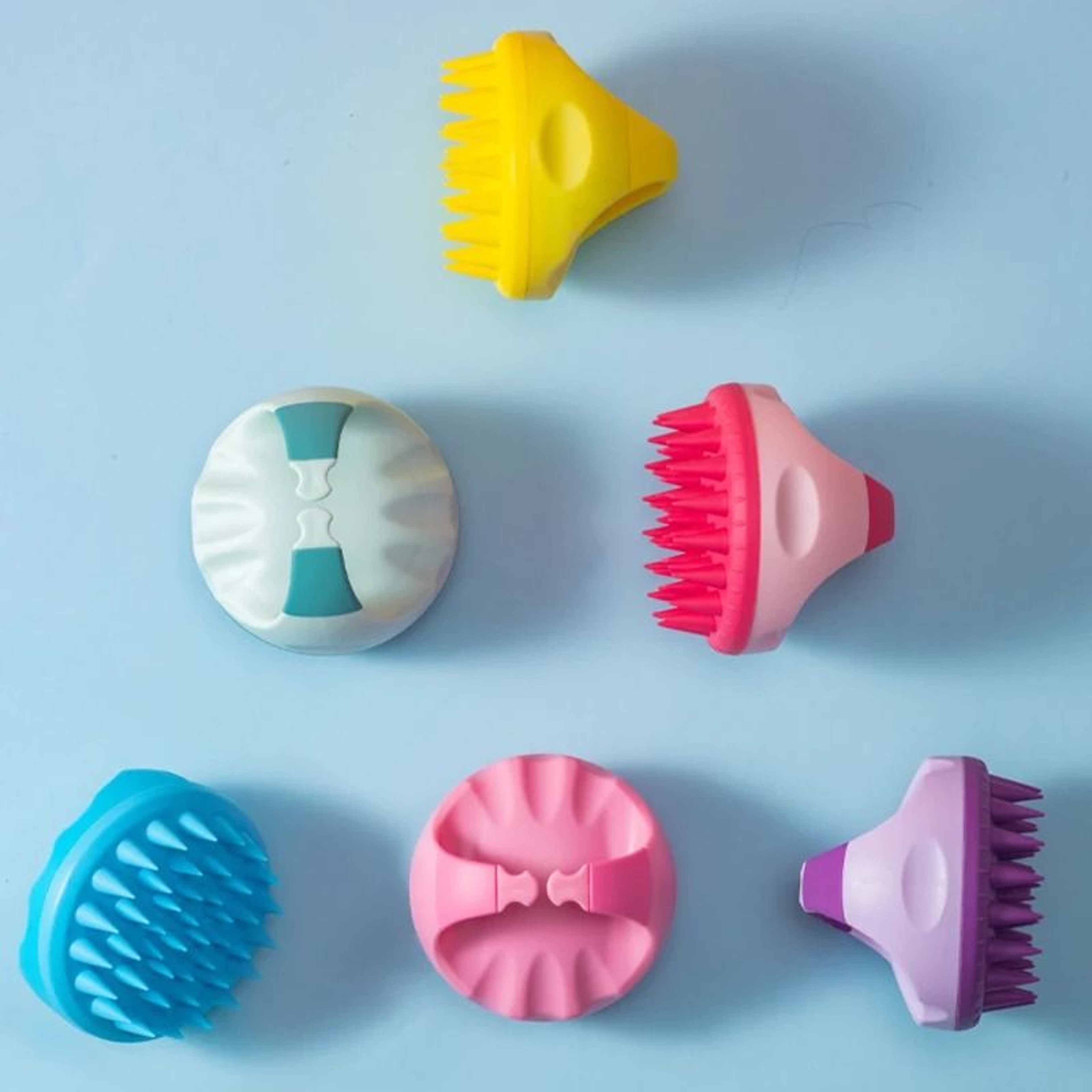 Handheld Silicone Scalp Massage And Shampoo Brush 3