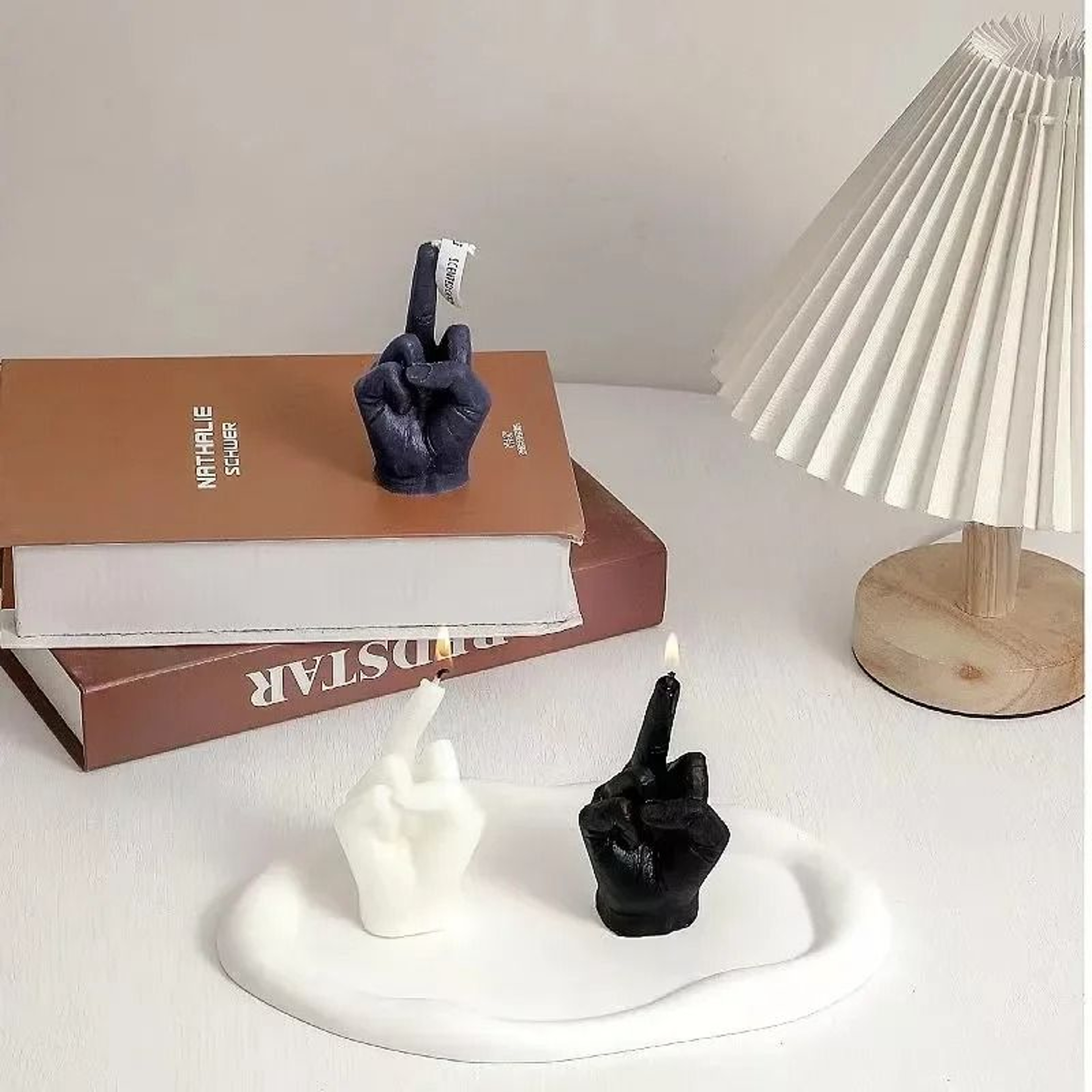 Creative Middle Finger Gesture Scented Candle 5