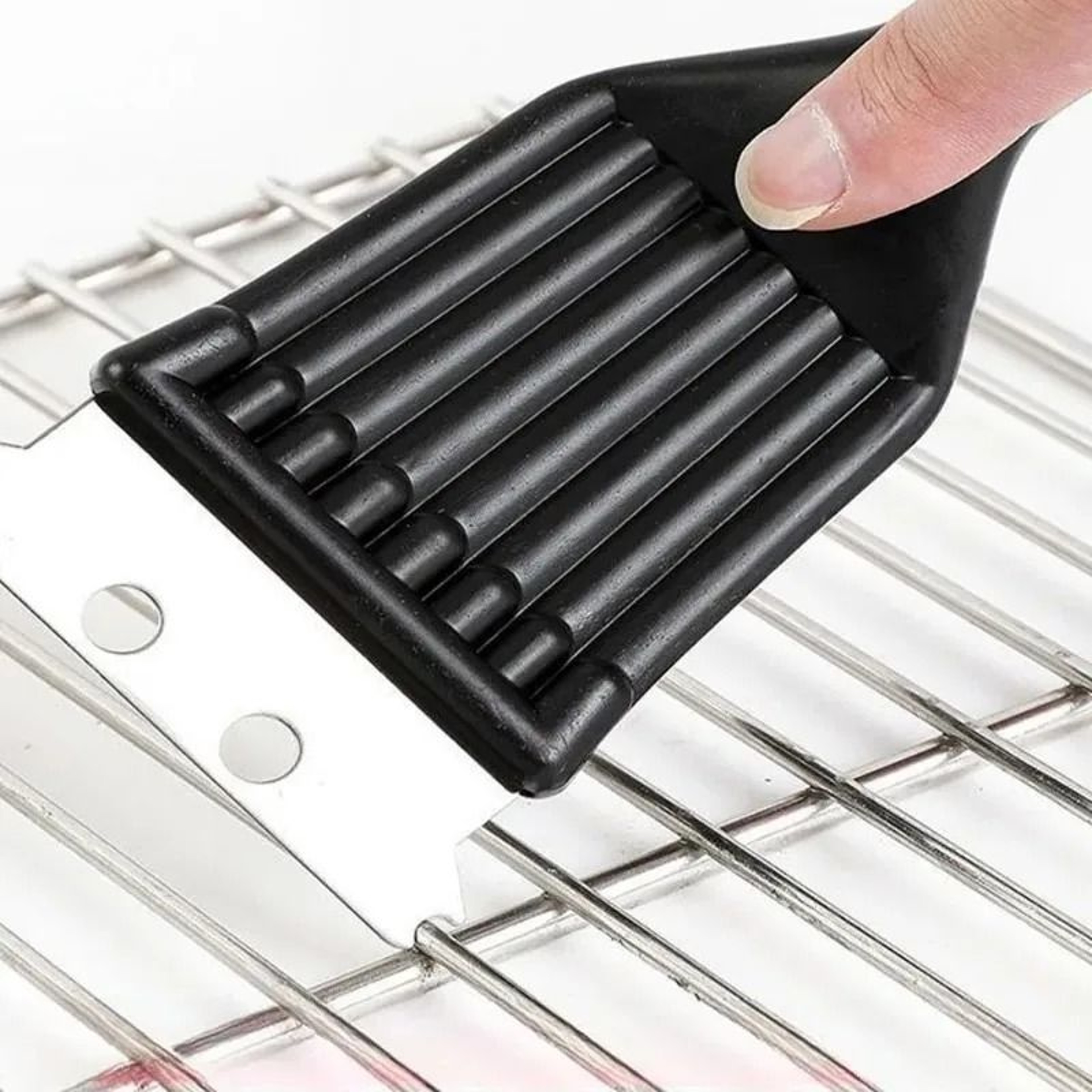 Professional Stainless Steel Wire Grill Scrubber 2