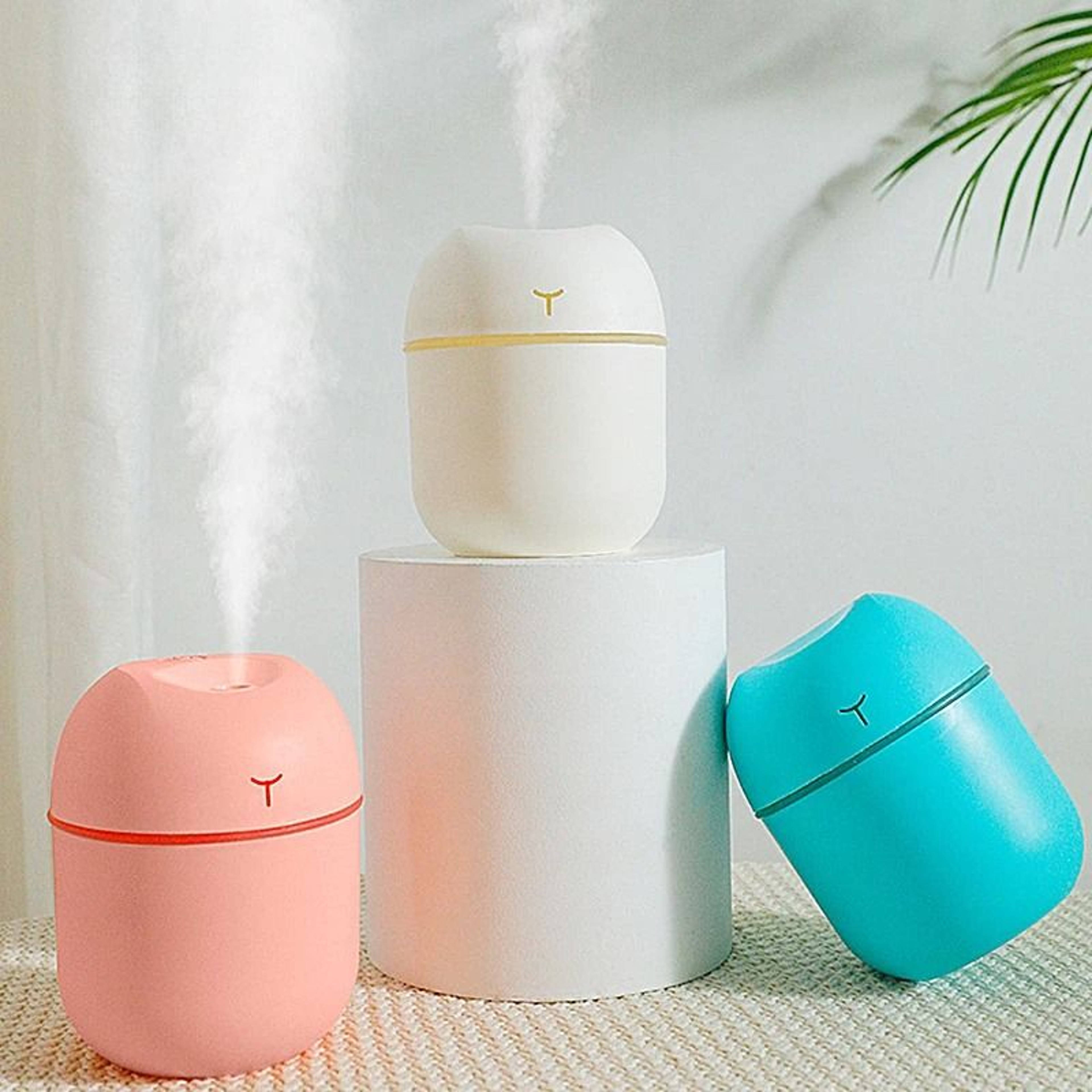 Ultra Compact Silent Desktop And Car Humidifier 0