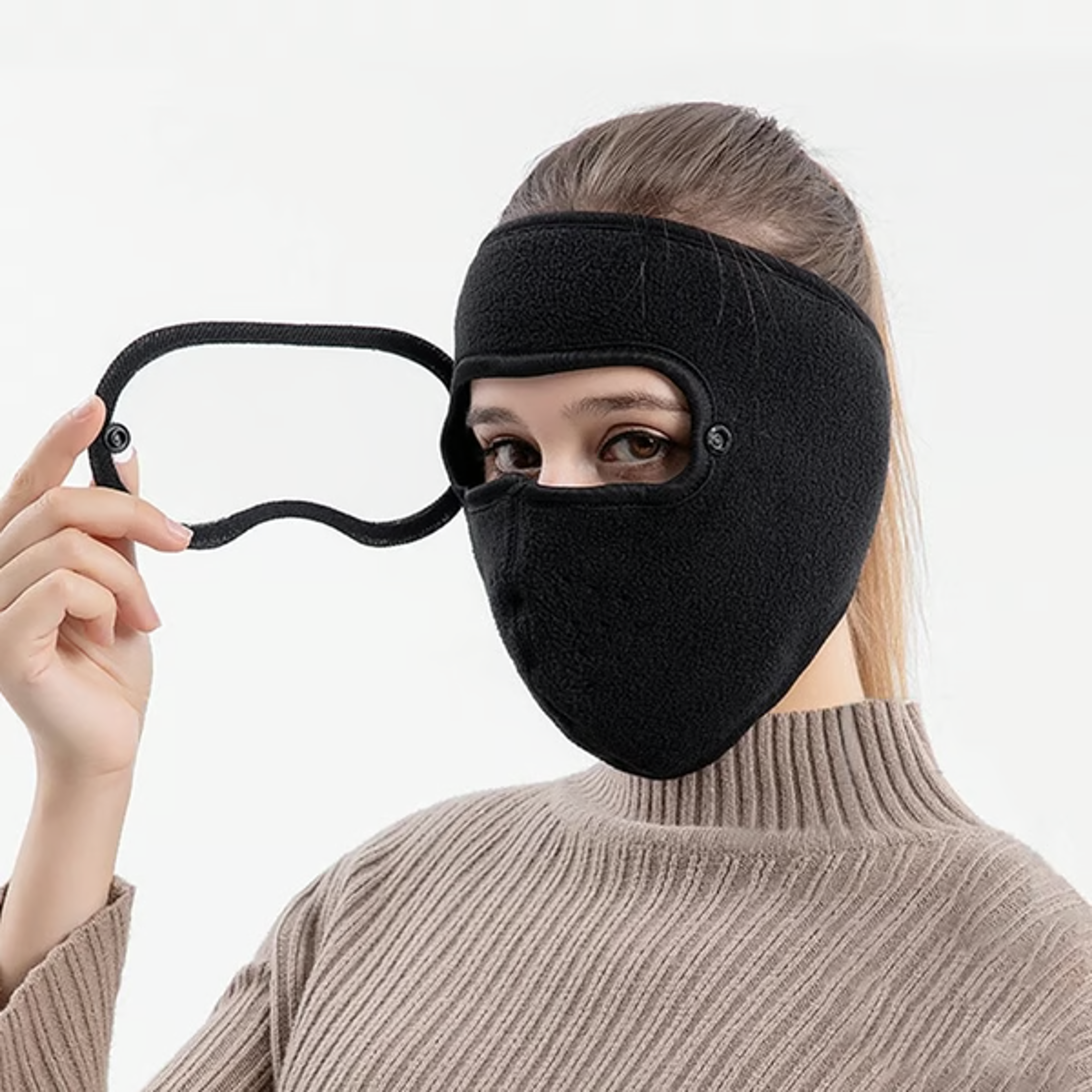 Breathable fullface mask for cyclists