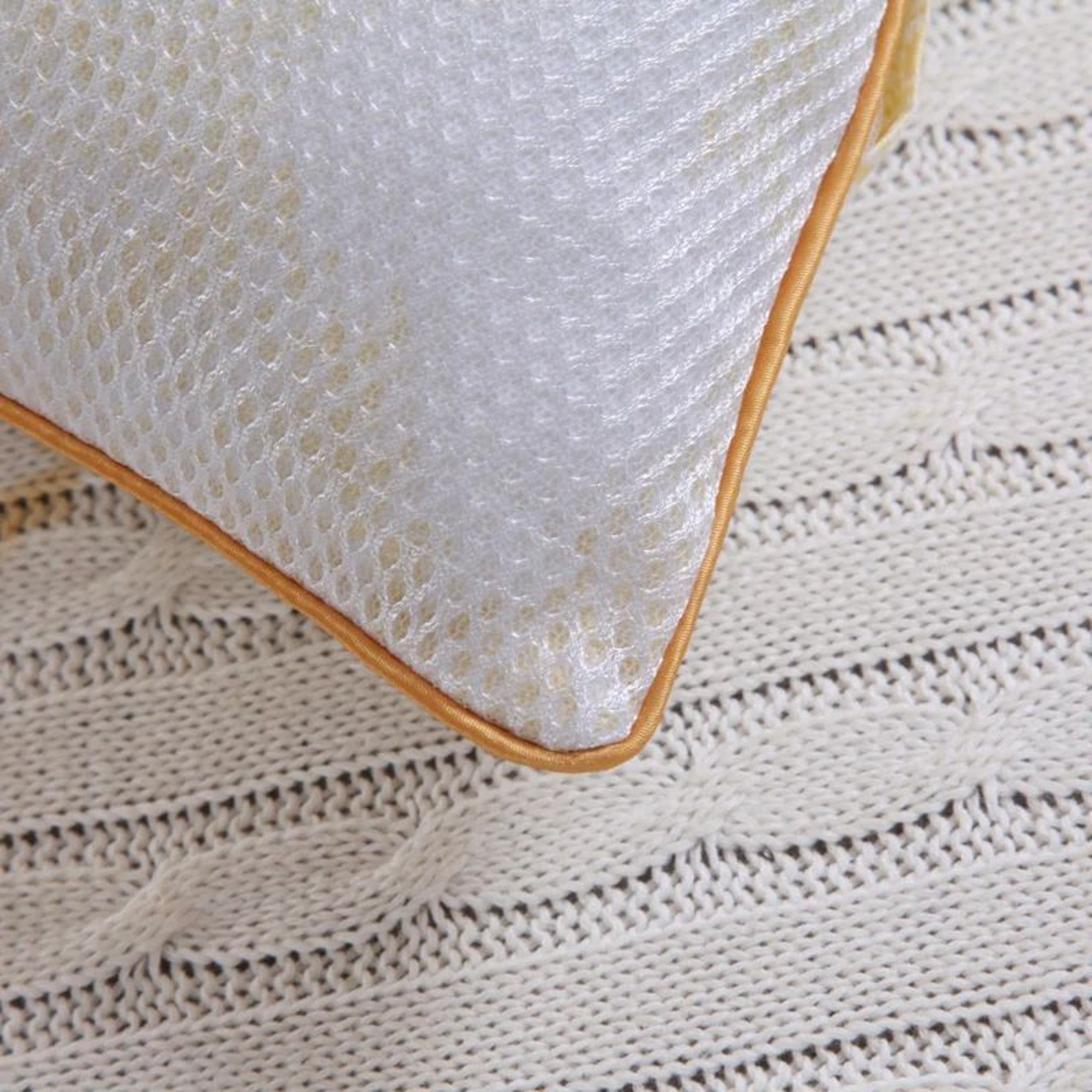 Cassia Seed Medicine Cassia Physiotherapy  Magnetic Therapy Pillow For Cervical Spine Pillow Core 3