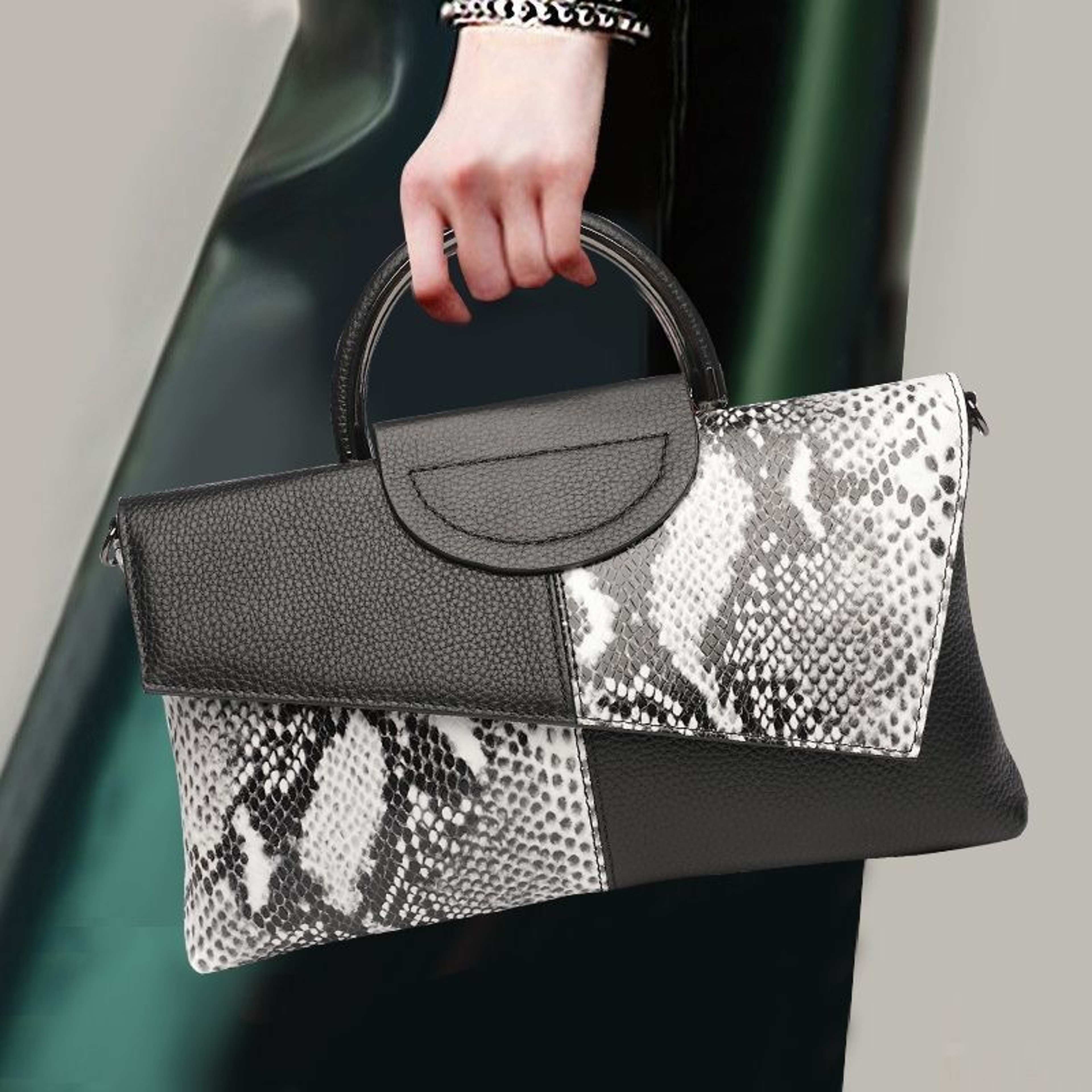 Fashion Casual Synthetic Leather Crossbody Bag, Women's Alligator Flap Shoulder Purse for Wedding and Dinner – view 7
