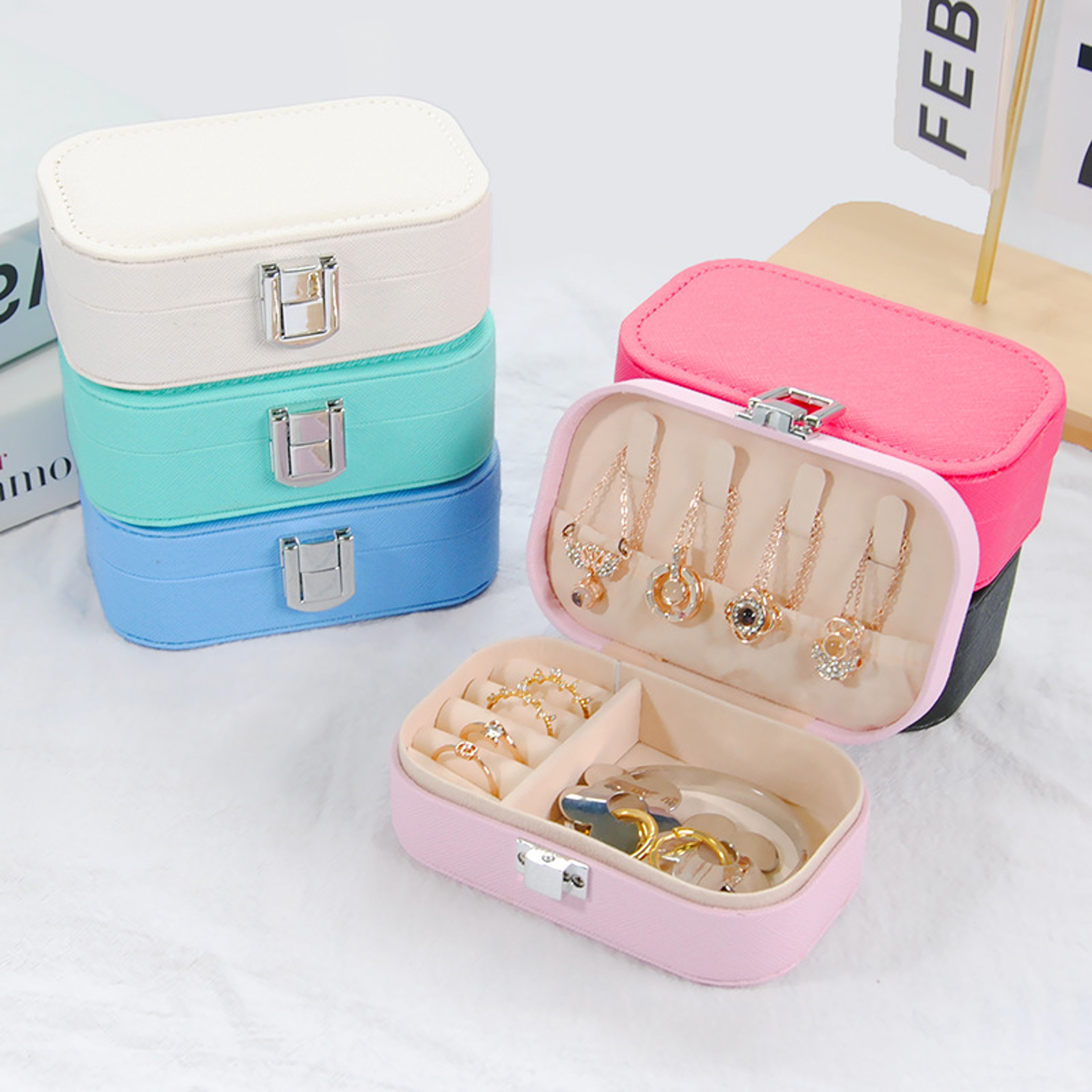 Korean Portable Jewelry Storage Box, Simple Snap Button Earrings Organizer, Necklace Ring Travel Jewelry Case – view 1