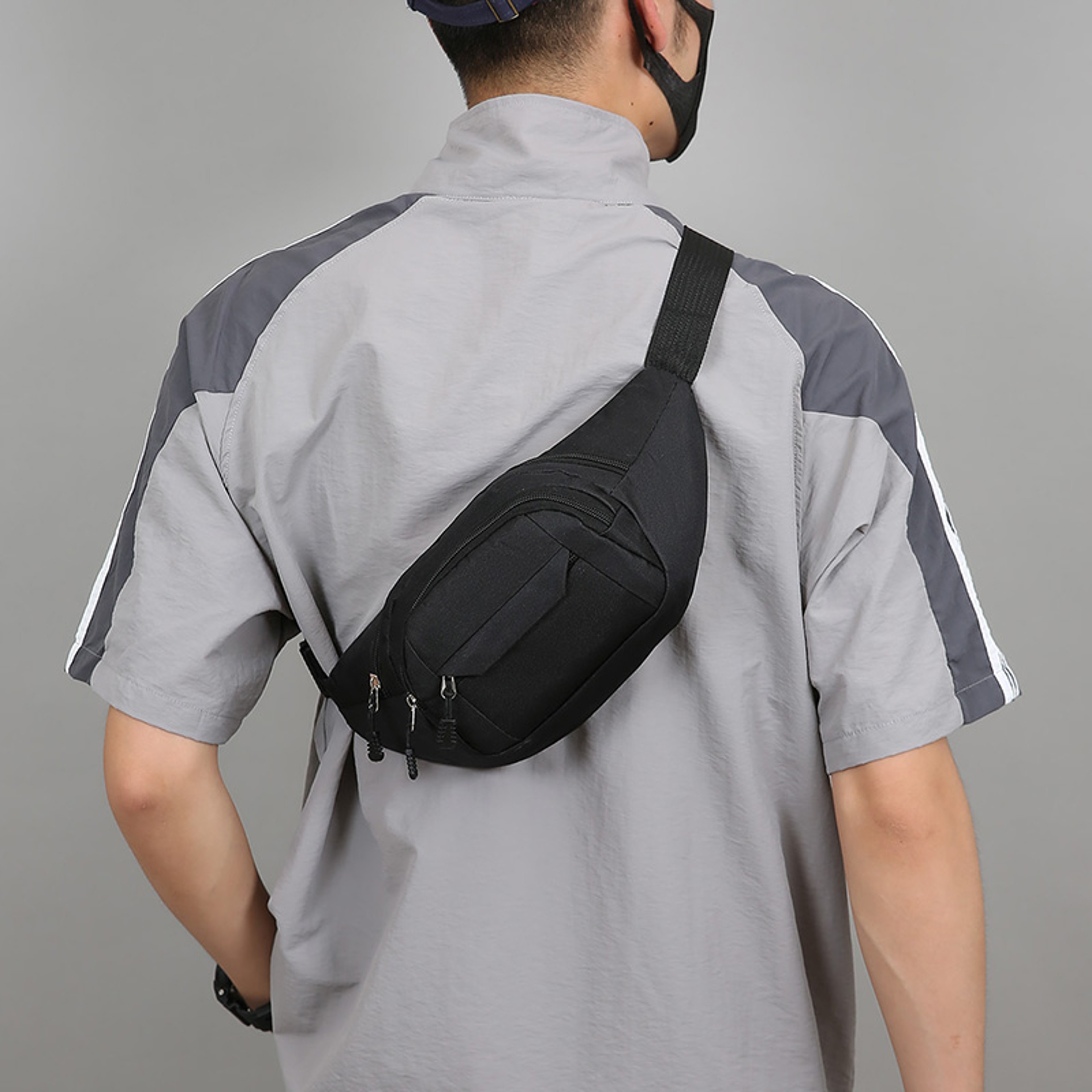 Large Capacity Water Resistant Unisex Mobile Waist Bag, Durable Construction Belt Bag, Multifunctional Work Bag for Men – view 4