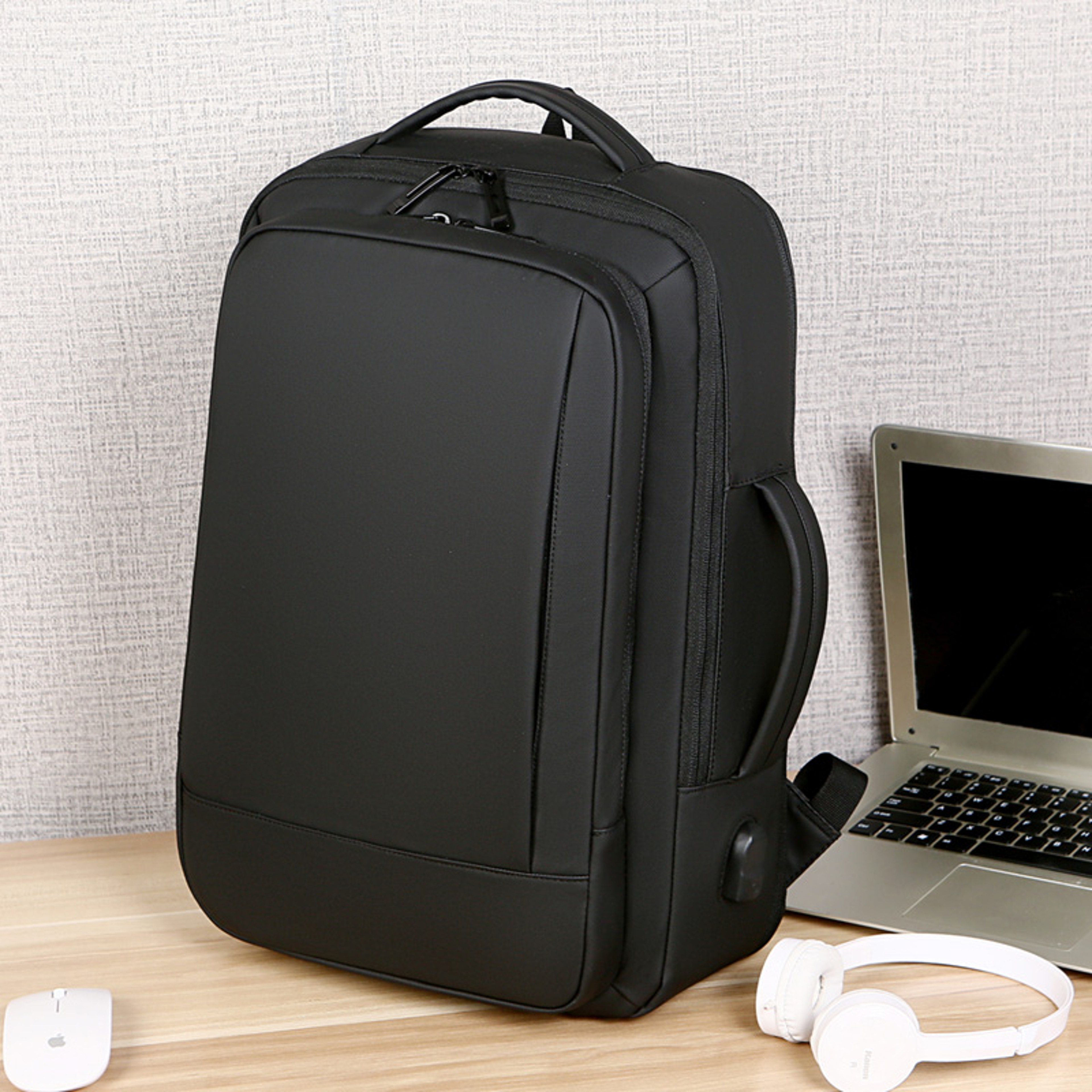Business Casual Men's Backpack, Expandable Travel Backpack, With USB Charging, Waterproof Fabric, Suitable for Daily Use – view 1