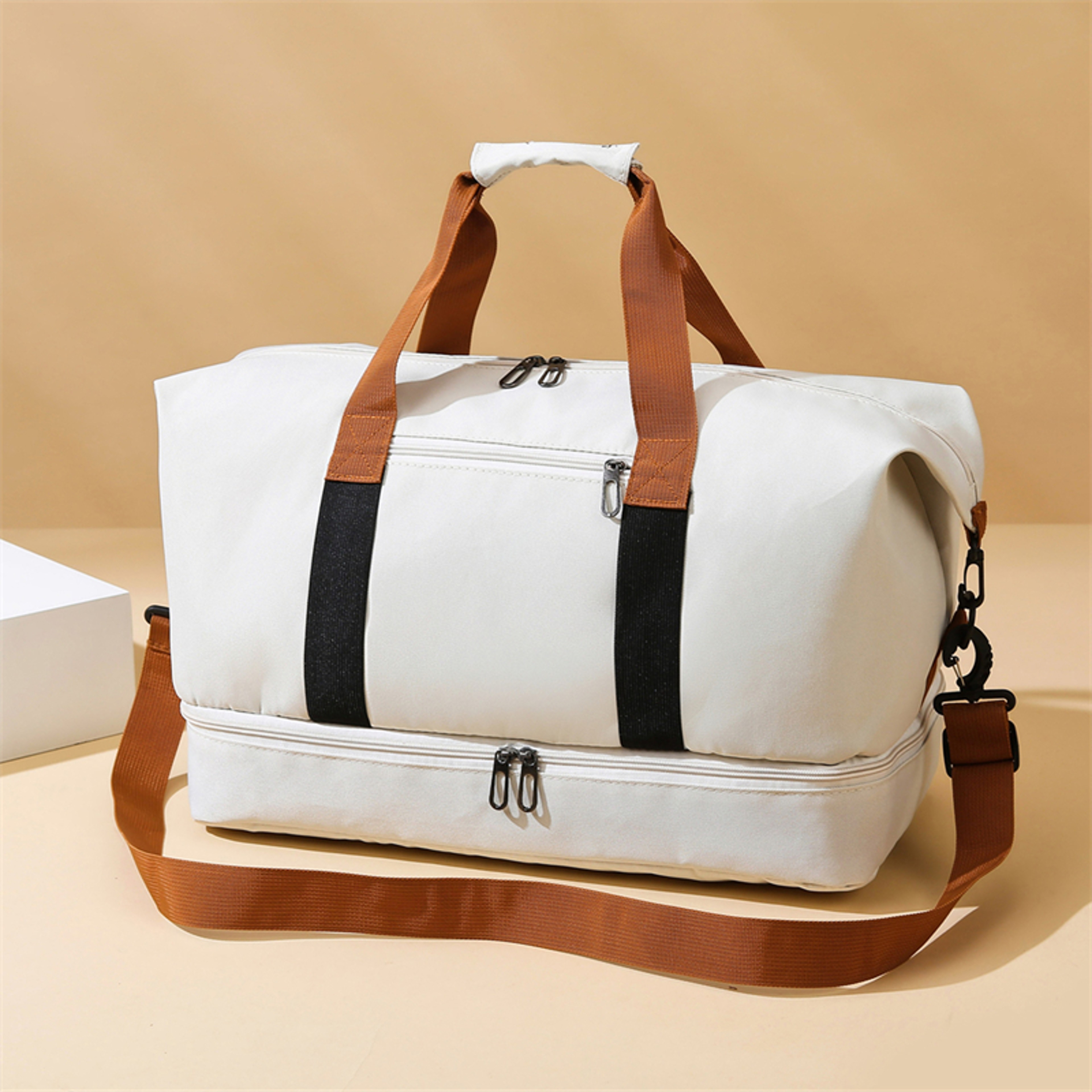 Lightweight Gym Bag Largecapacity Portable Travel Bag Independent Shoe Compartment Shoulder Messeng