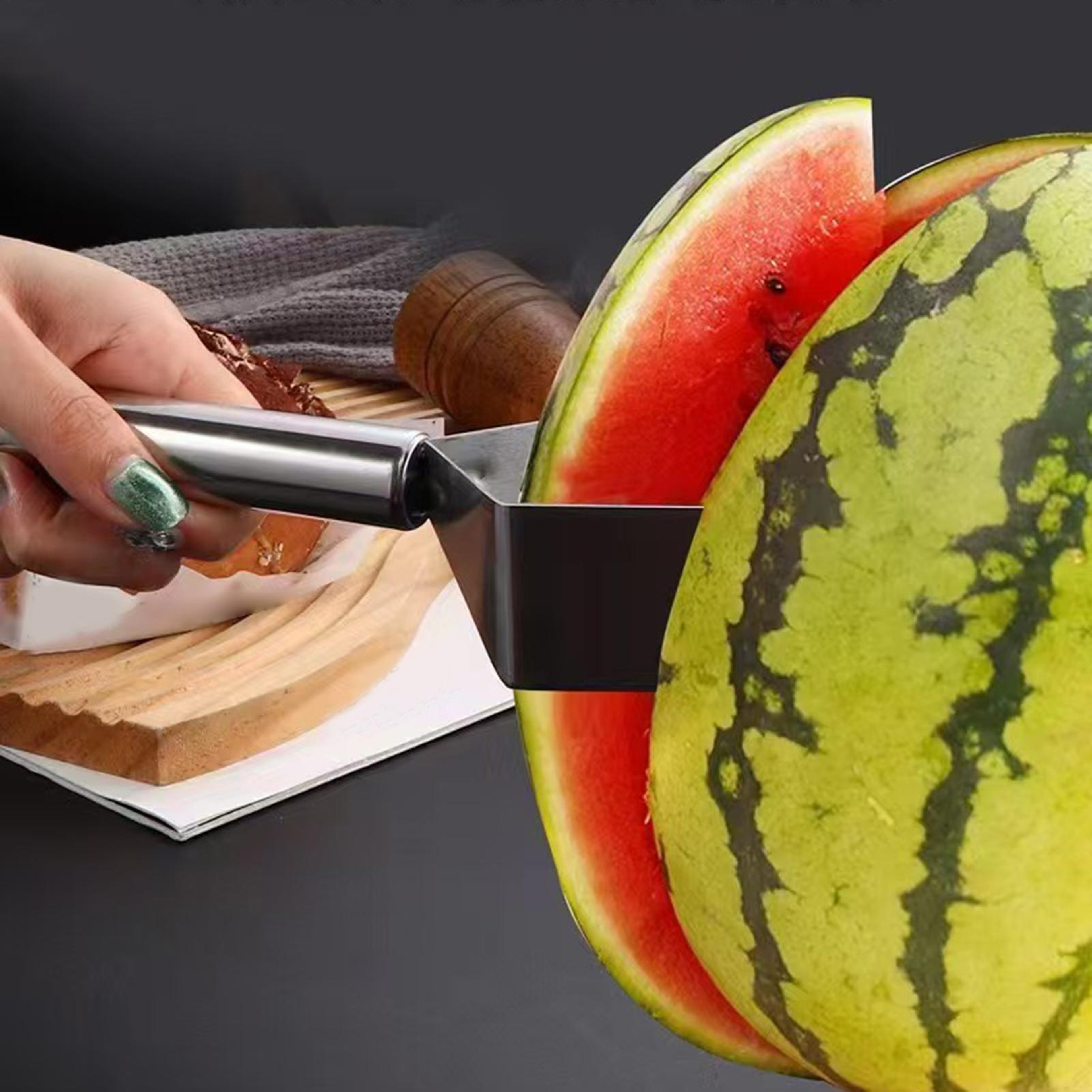 Watermelon Slicer Stainless Steel Fruit Cutter For Fast Clean Melon Slices 4