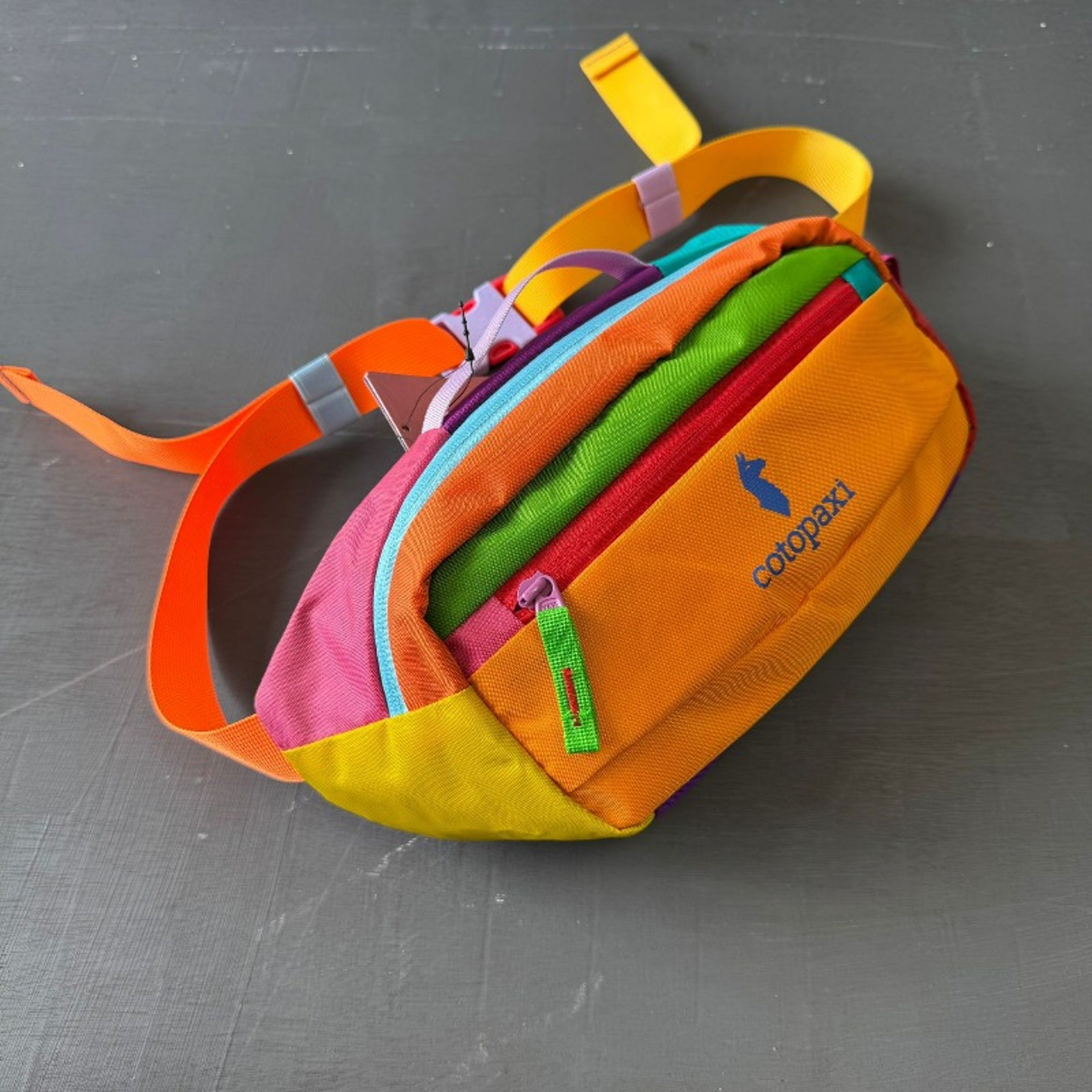 Waterproof Outdoor Sports Chest Bag For Running  Hiking 1