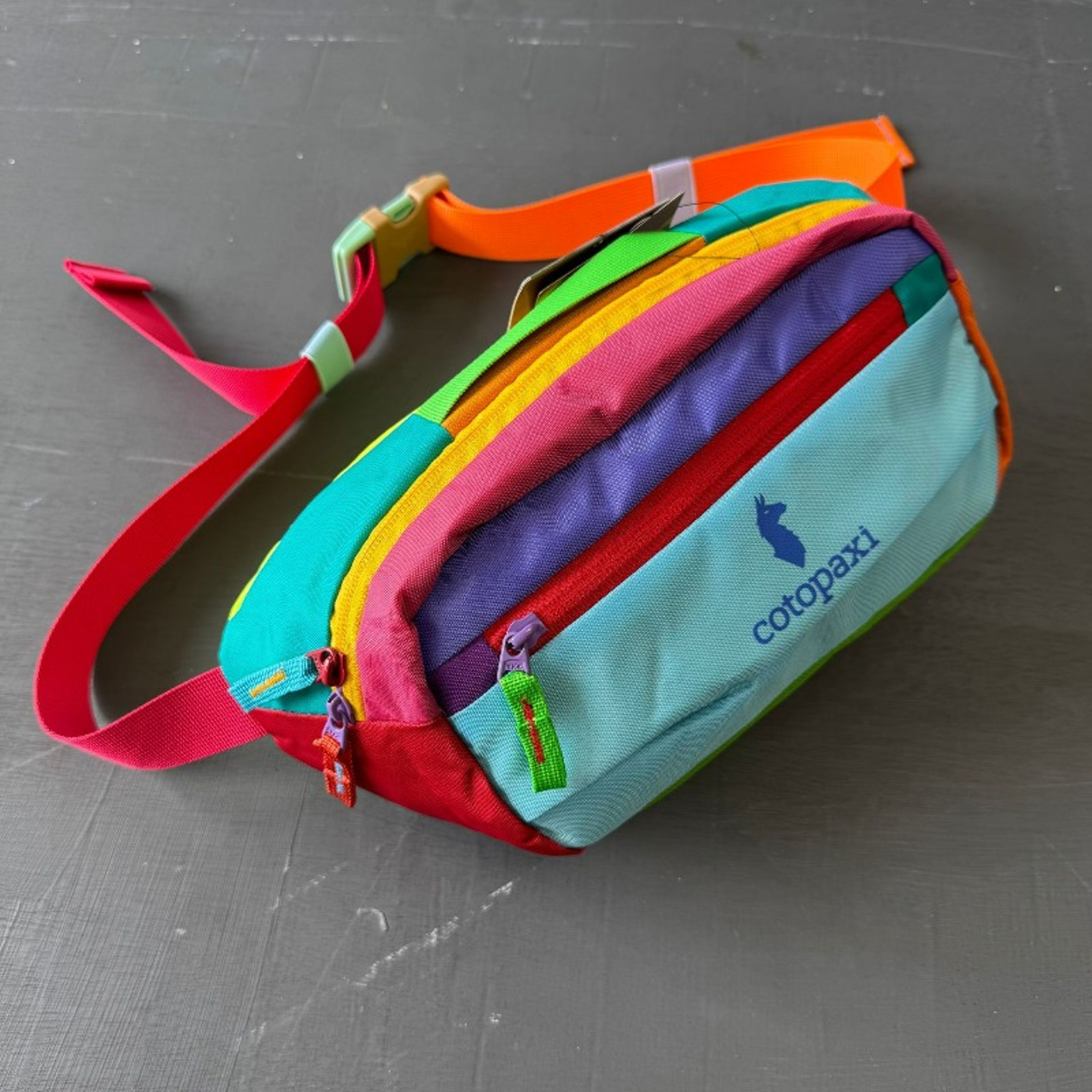 Waterproof Outdoor Sports Chest Bag For Running  Hiking 3