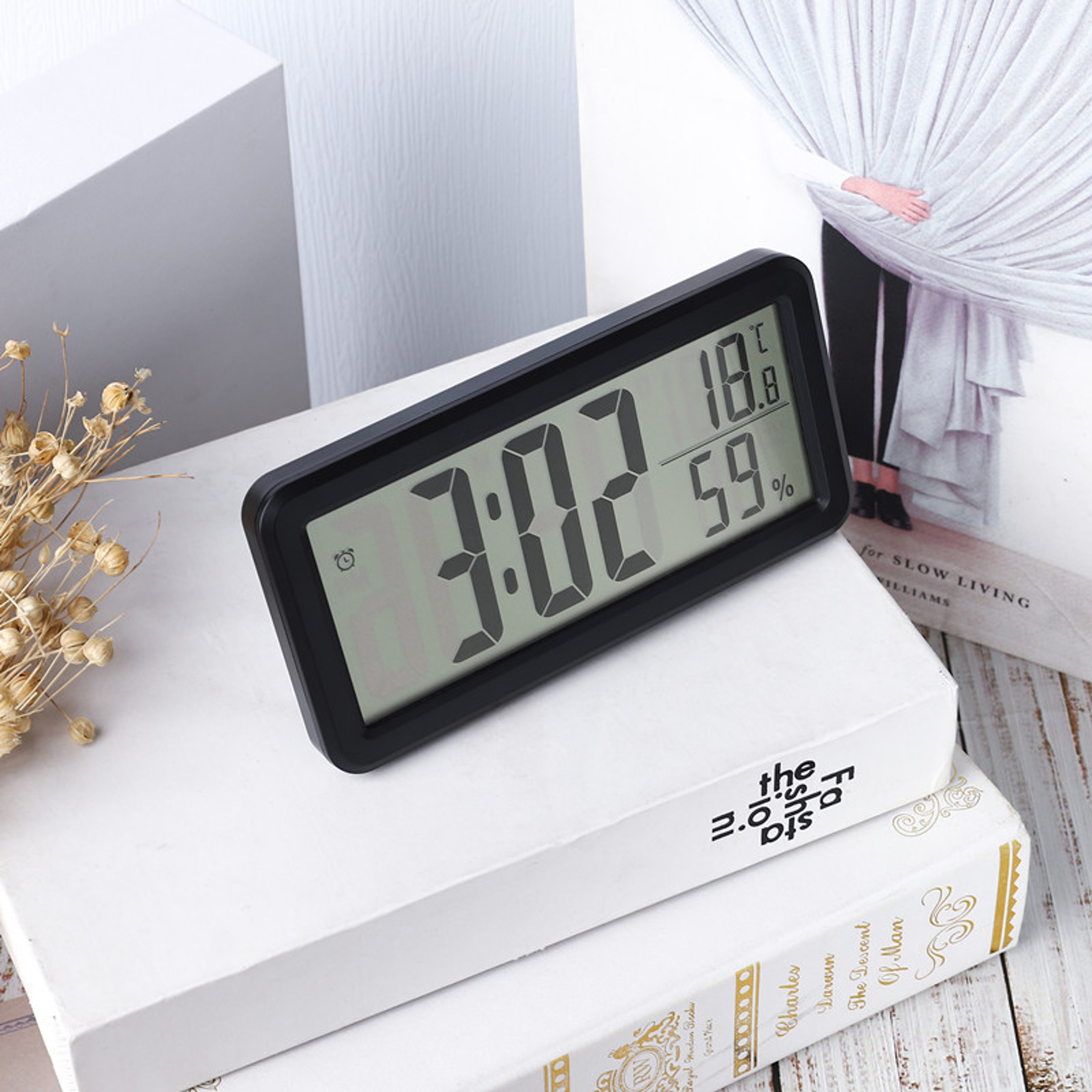 Lumi Slim Digital Alarm Clock With Large LED Display Powered Modern Desk Clock 6