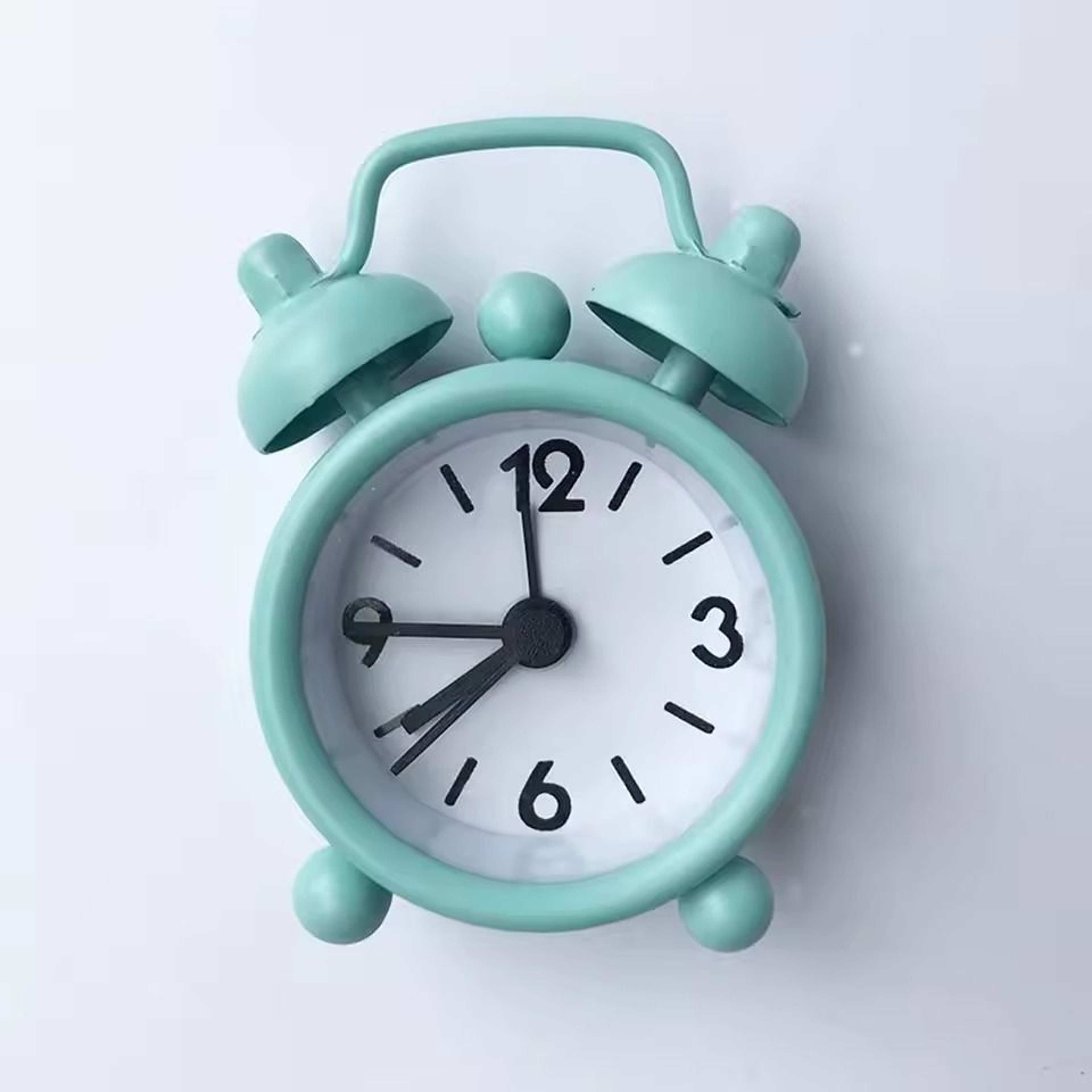 Retro Mini Alarm Clock Portable Desk Clock With Quartz Movement For Bedside  Travel 0