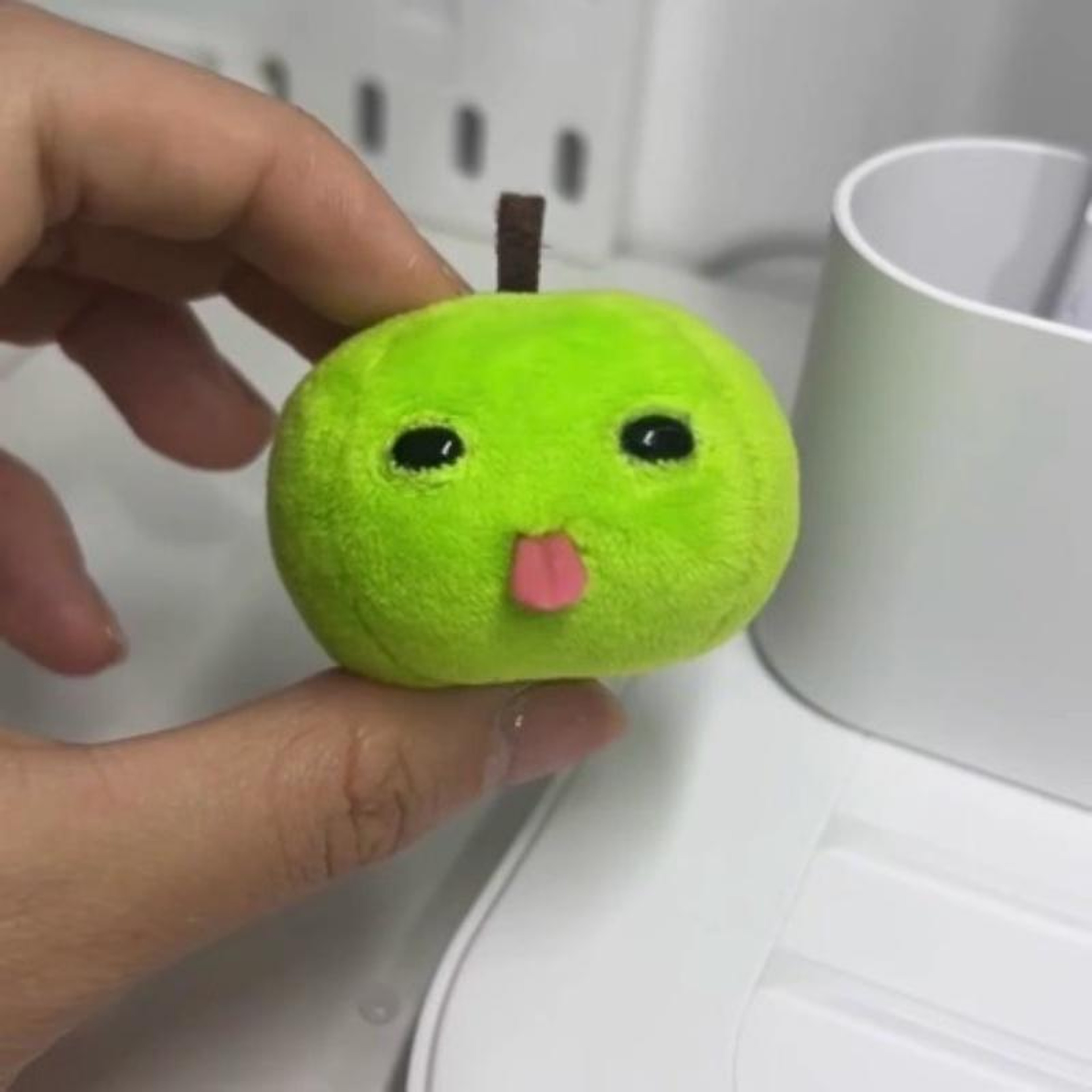 Green Apple Plush Keychain Cute Kawaii Fruit Backpack Pendant Gift 1