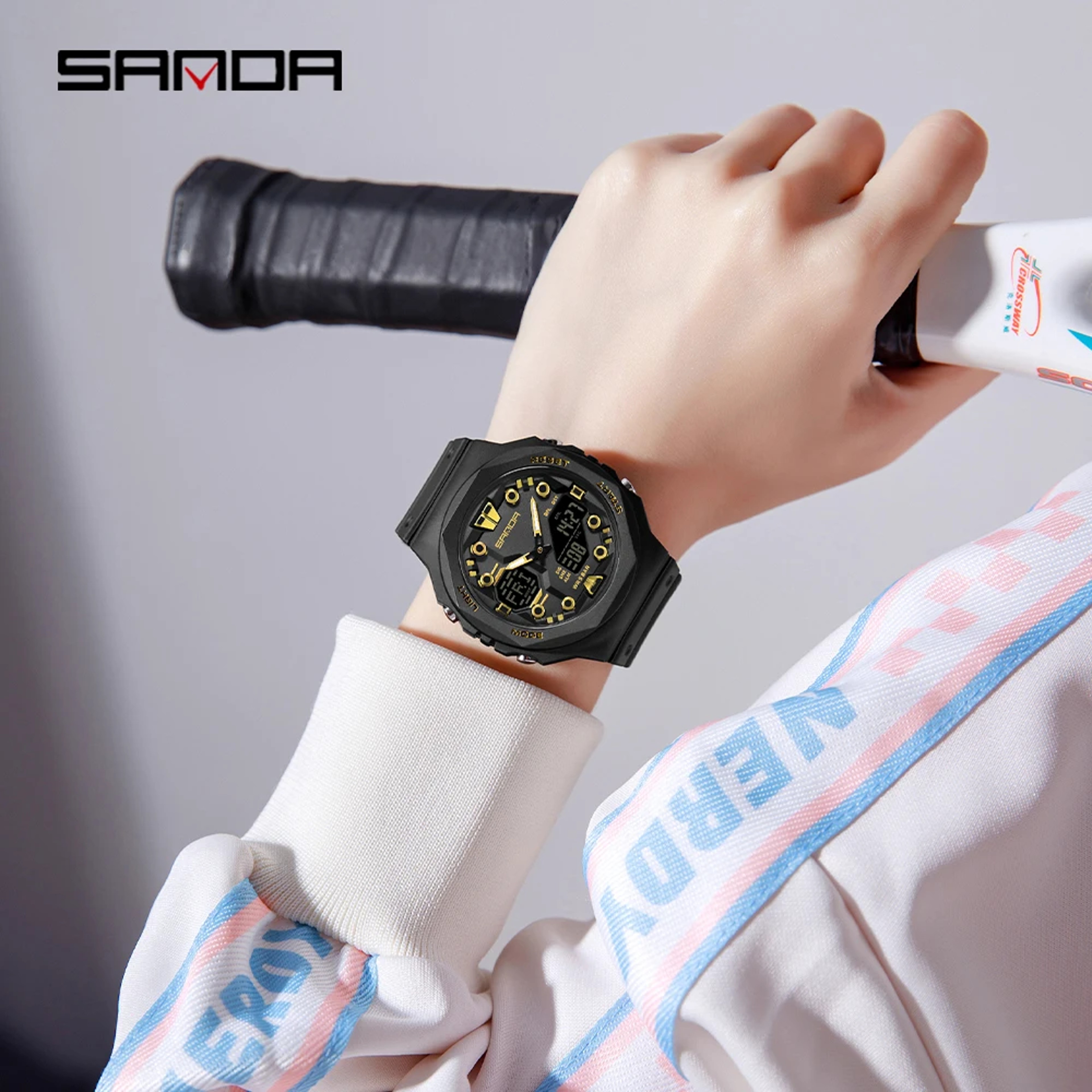 Electronic Digital Watch With Night Light Alarm Waterproof Student Sports Watch 4