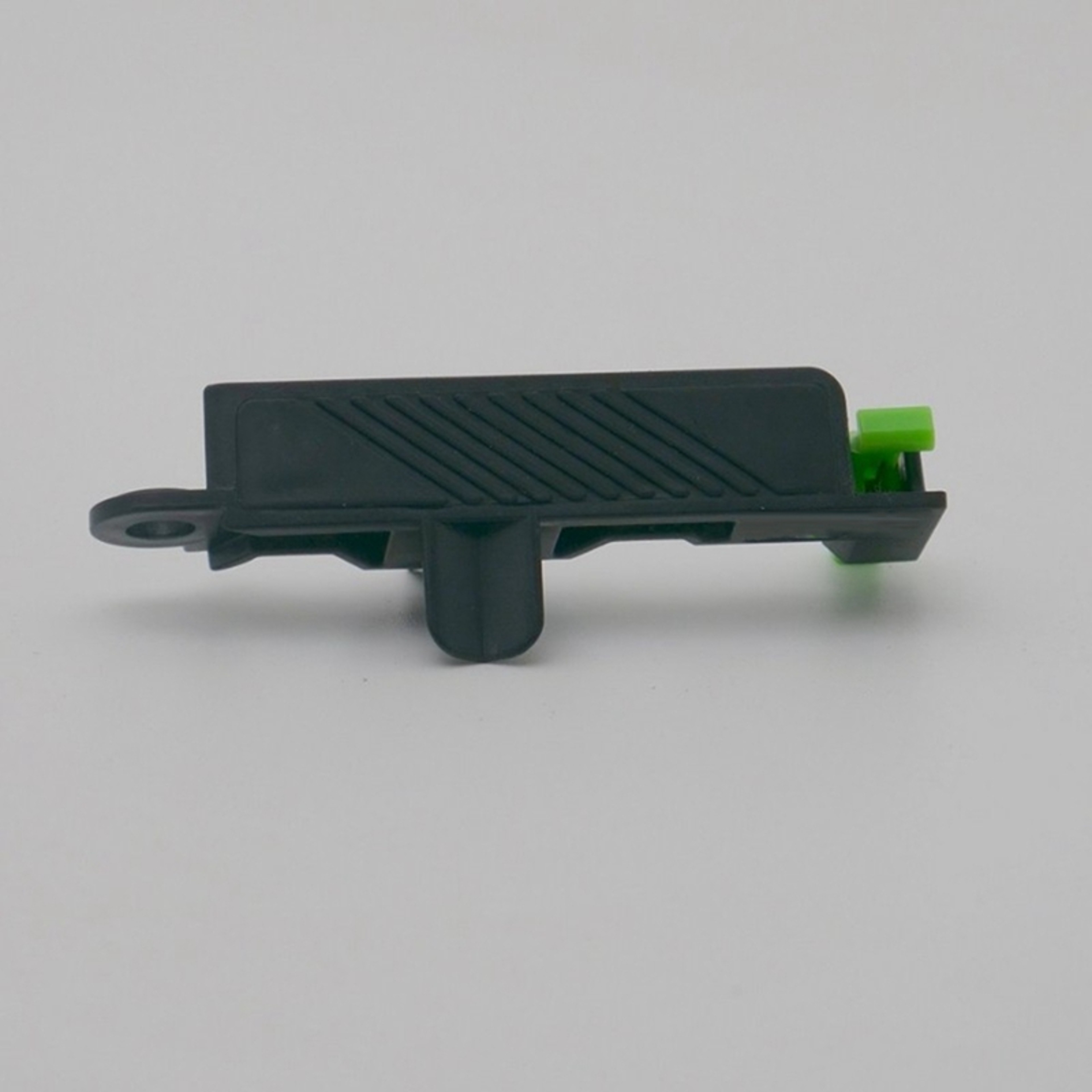 Roomba Cleaning Head Module Latch Replacement Series – view 4