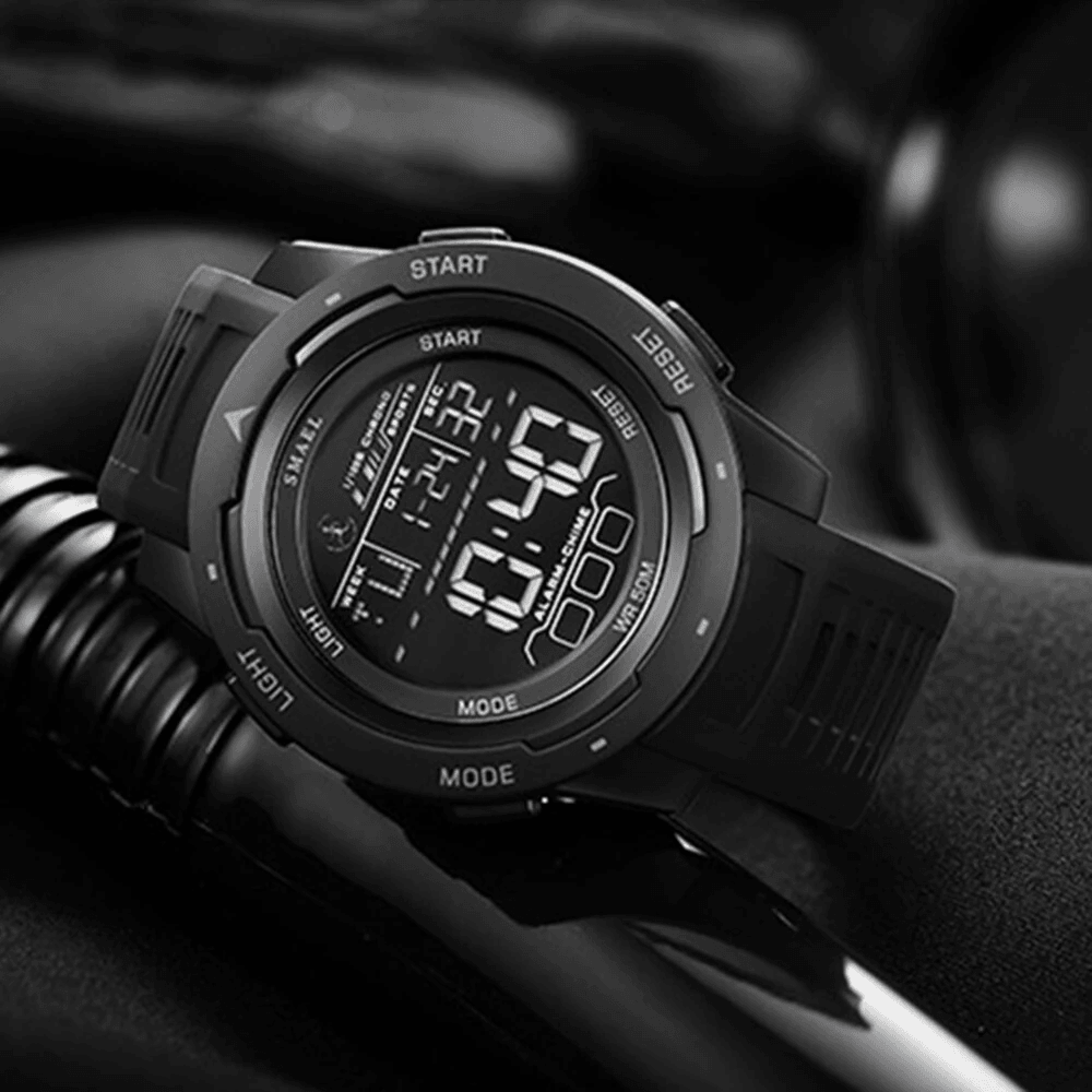 Mens Waterproof LED Digital Sports Watch With Luminous Display And Comfortable TPU Strap 2