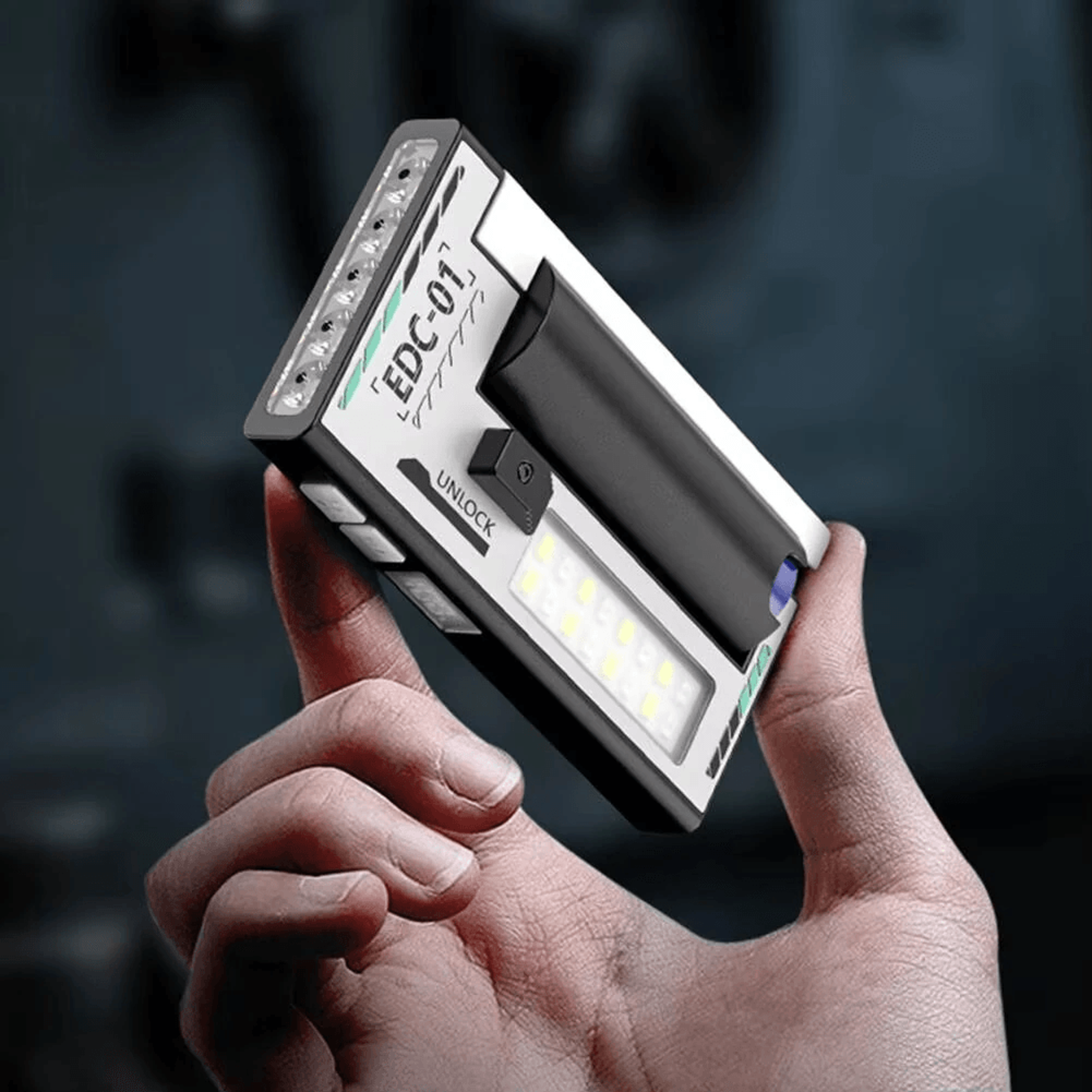 Lumen Rechargeable LED COB Work Light With 6 Lighting Modes 2