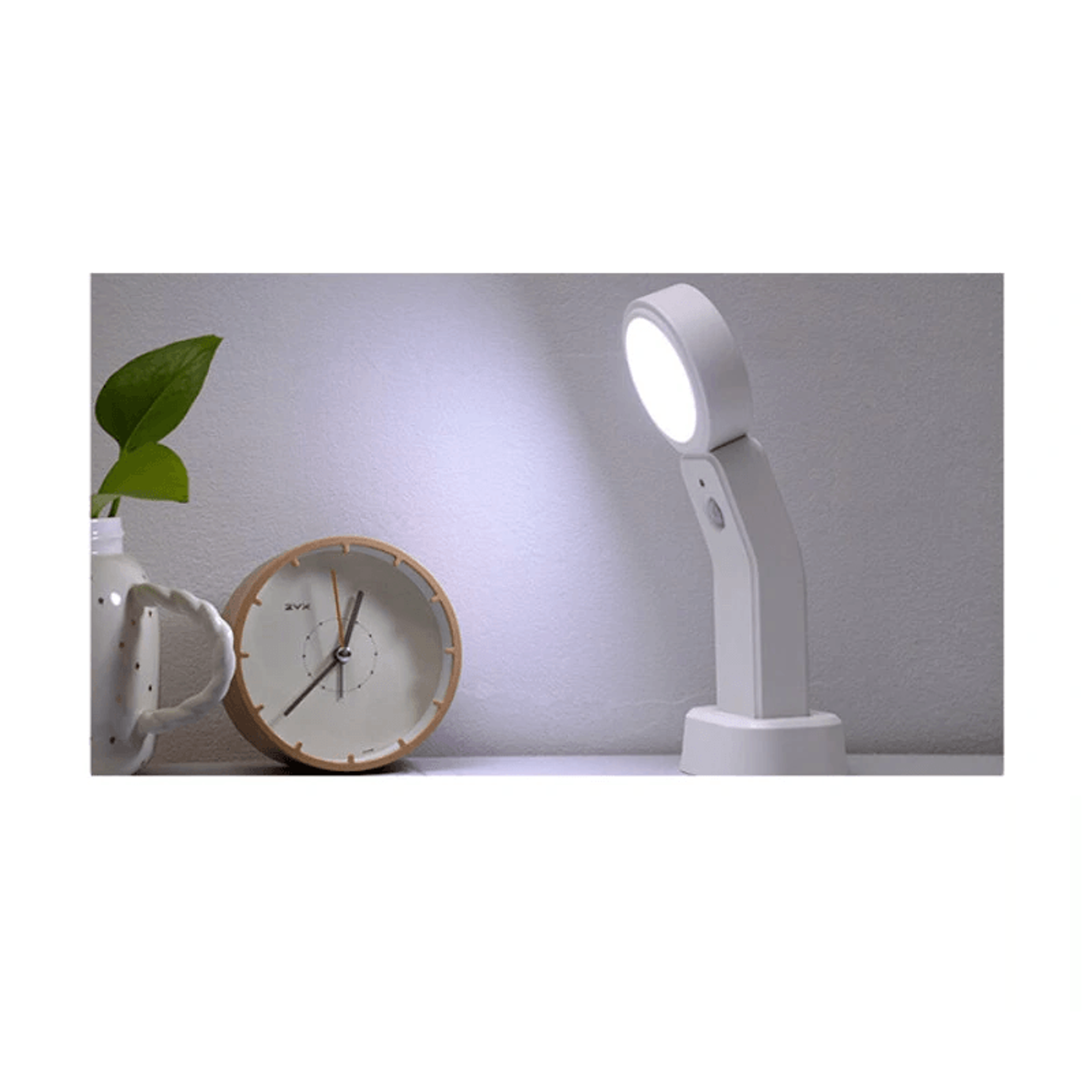 Rechargeable Motion Sensor Night Light With Rotatable Design And Dual Bases 3