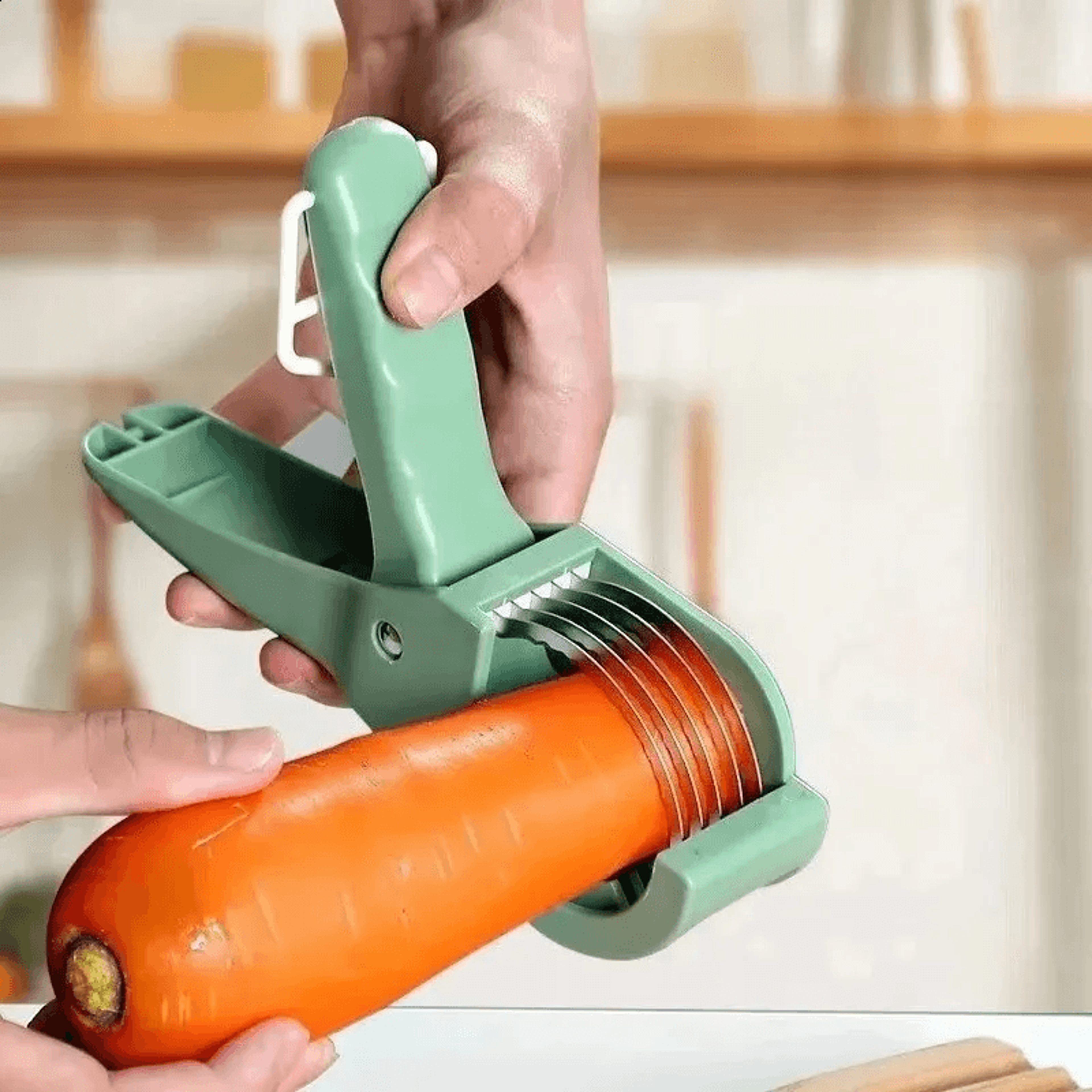 Stainless Steel Vegetable And Fruit Slicer With Multifunctional Cutting Design 0