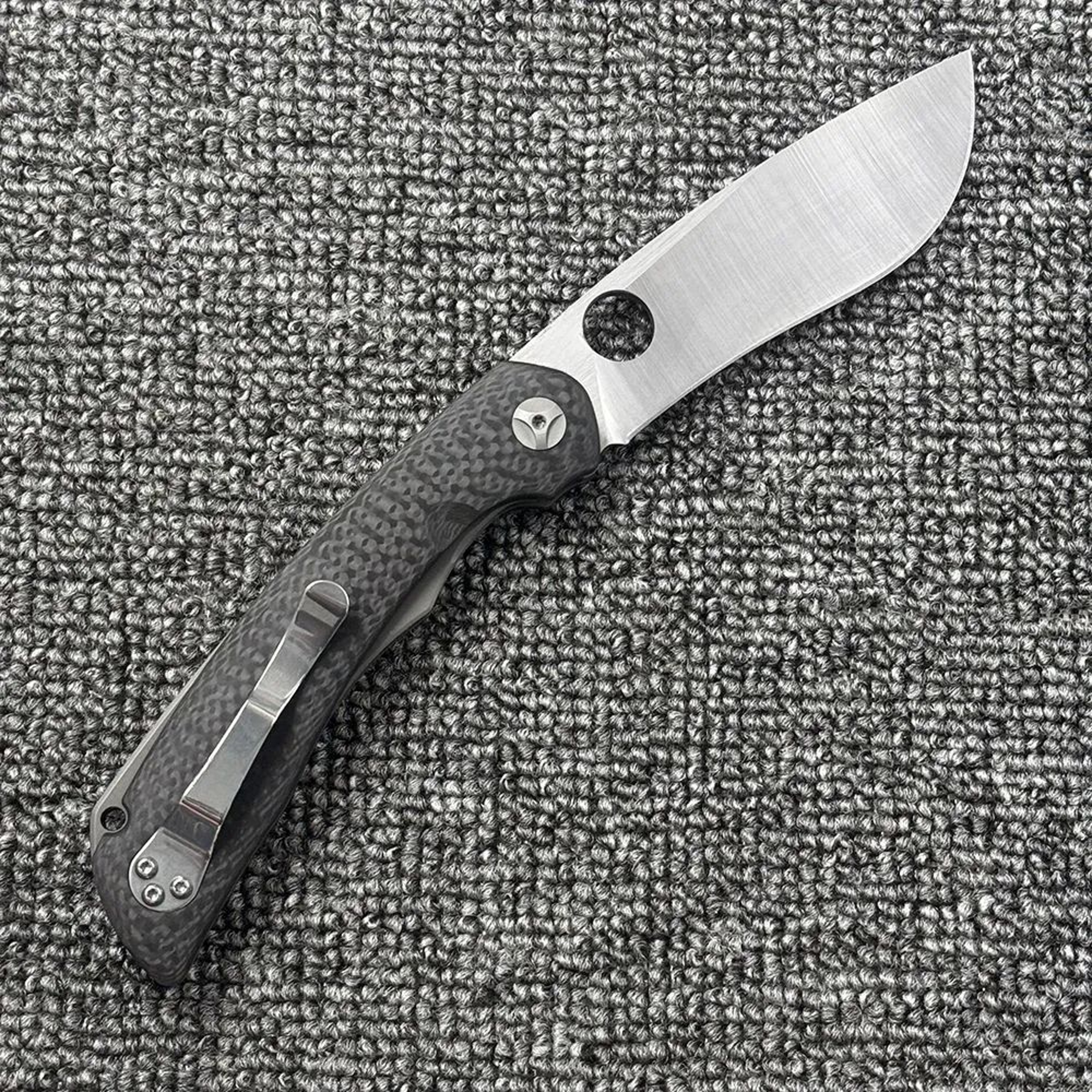 Carbon Fiber Folding Pocket Knife With Steel Blade And Pocket Clip For EDC Camping 0
