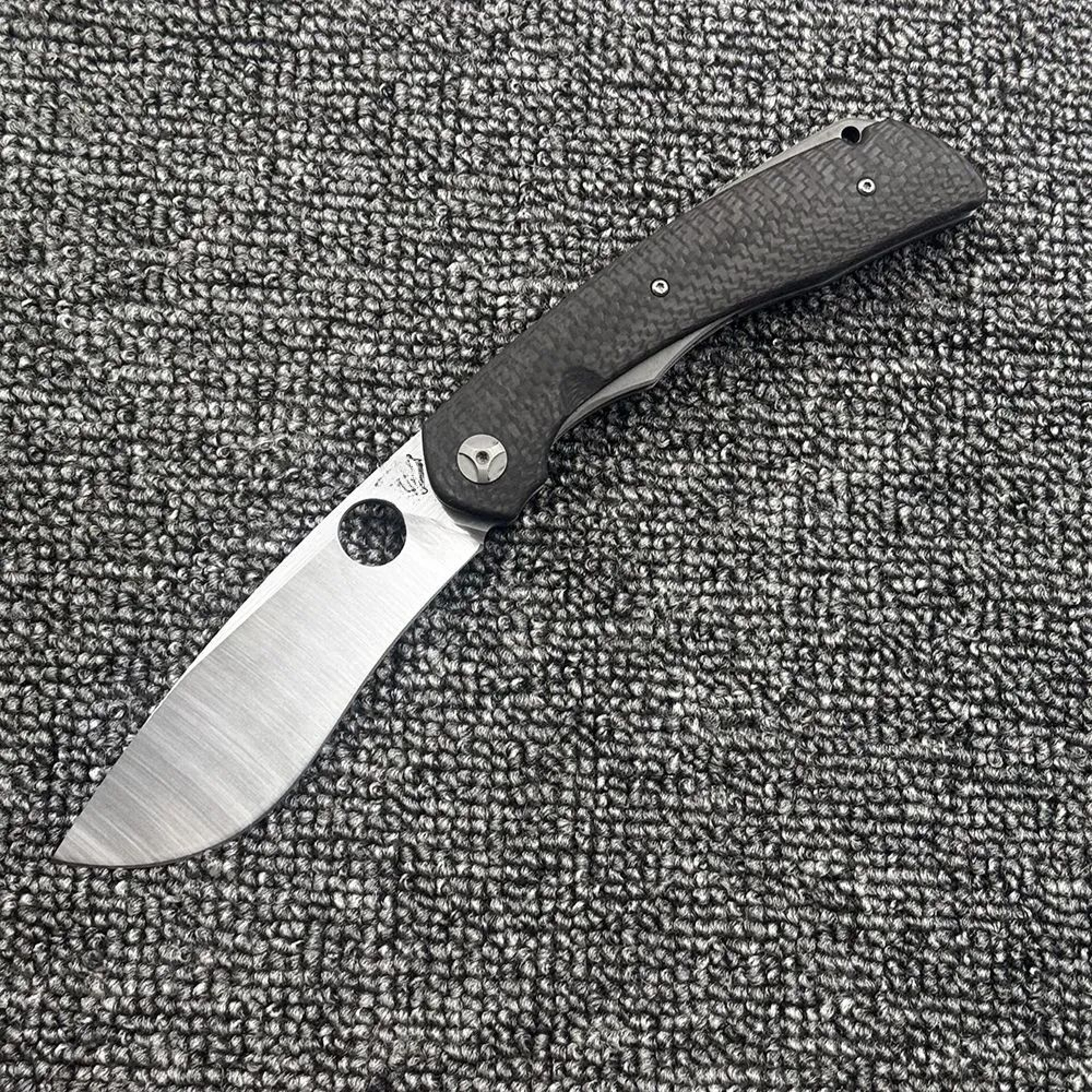 Carbon Fiber Folding Pocket Knife With Steel Blade And Pocket Clip For EDC Camping 1
