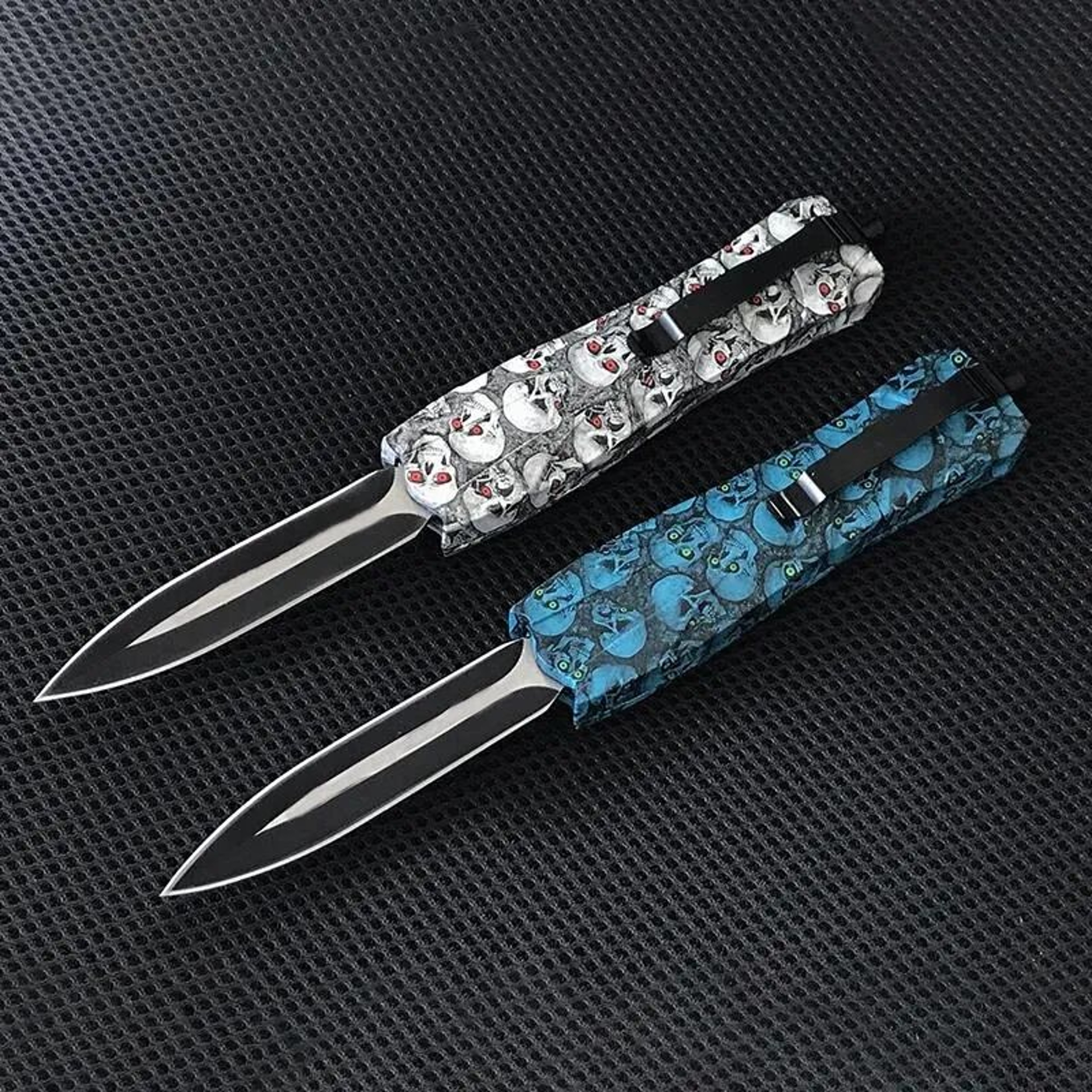 Fantasy Knife With Stainless Steel Blade And ABS Handle 2