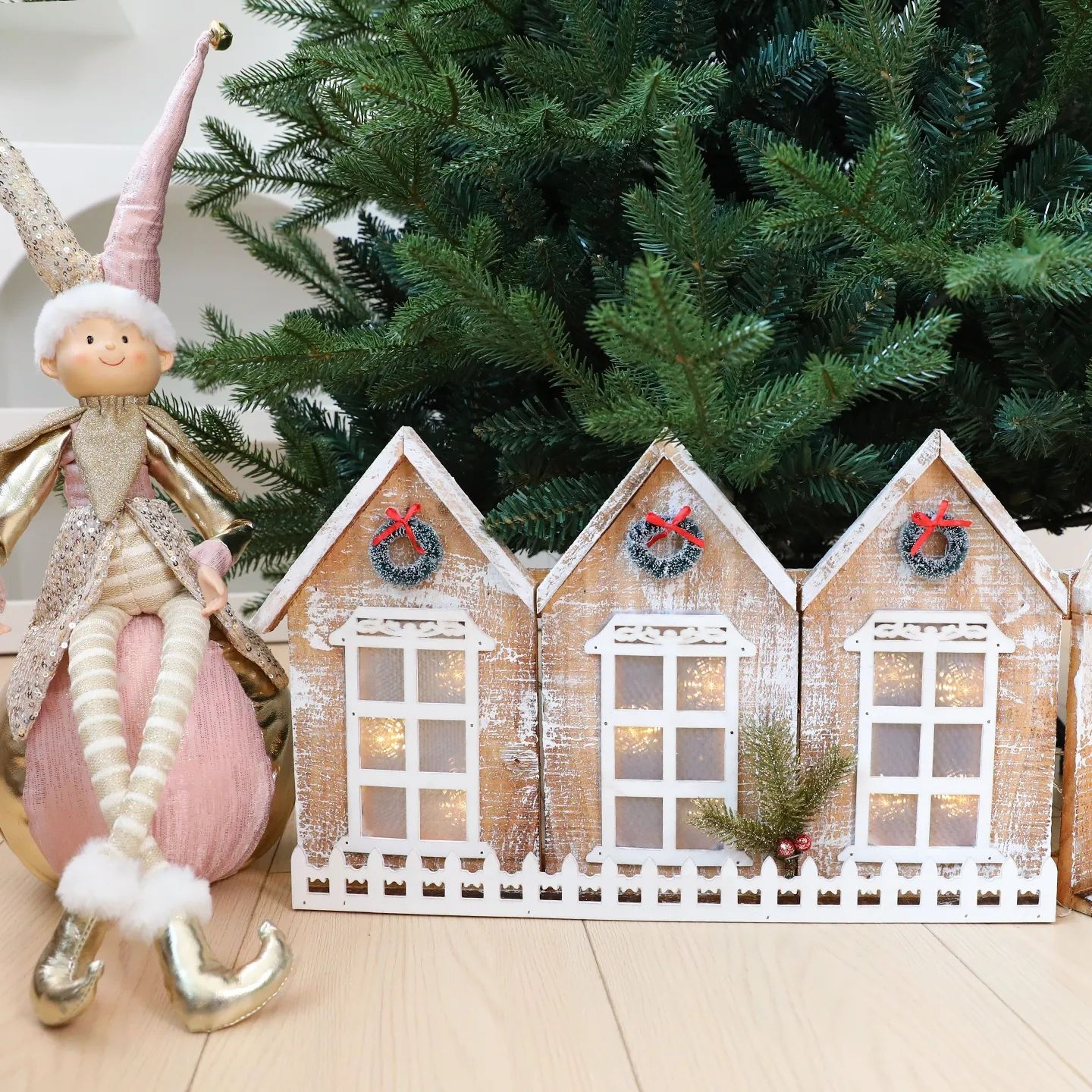 Lighted Wooden Christmas Snow Scene Fence With Foldable Holiday Design 0