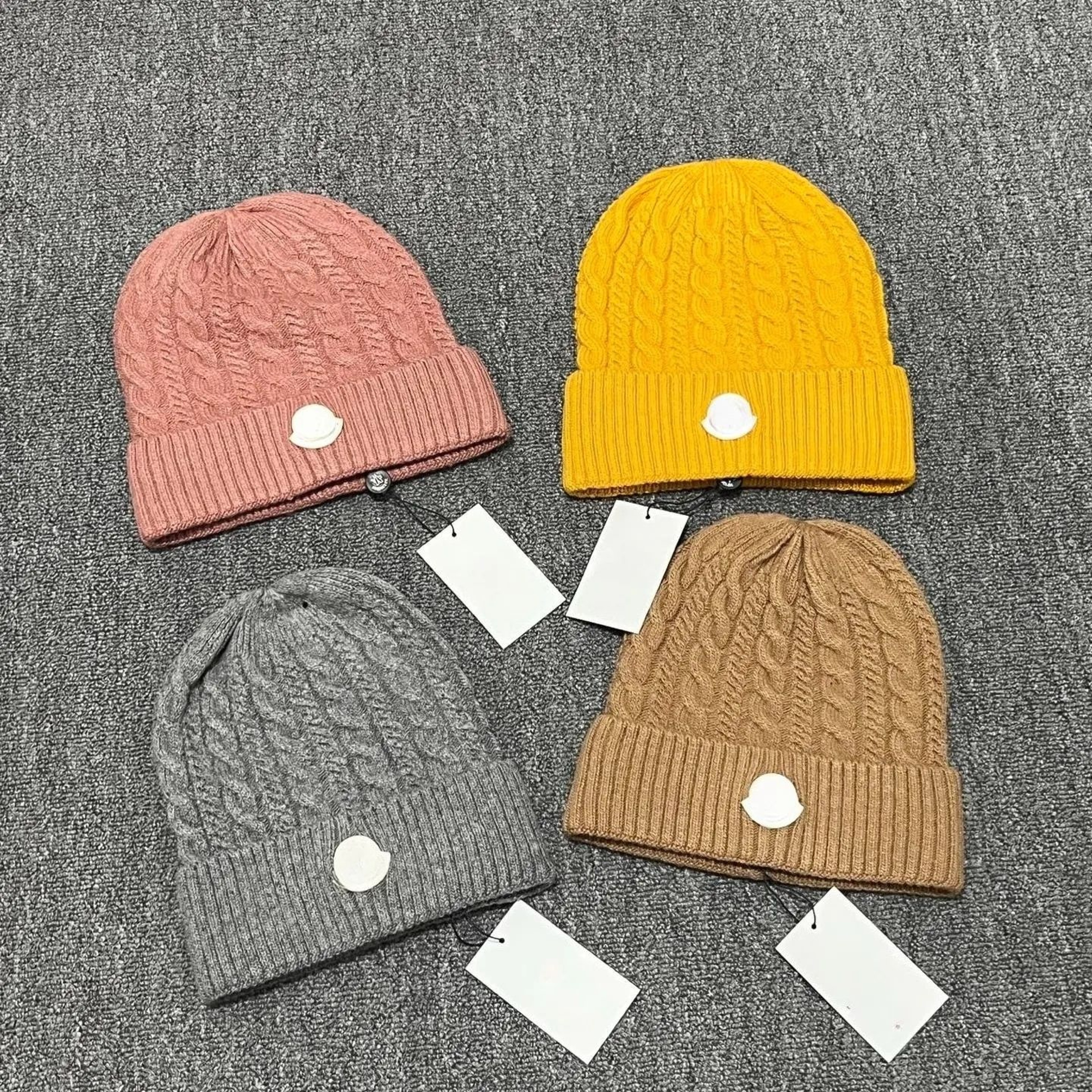 Winter Knit Beanie Hat For Men And Women With Classic Plaid Design 0