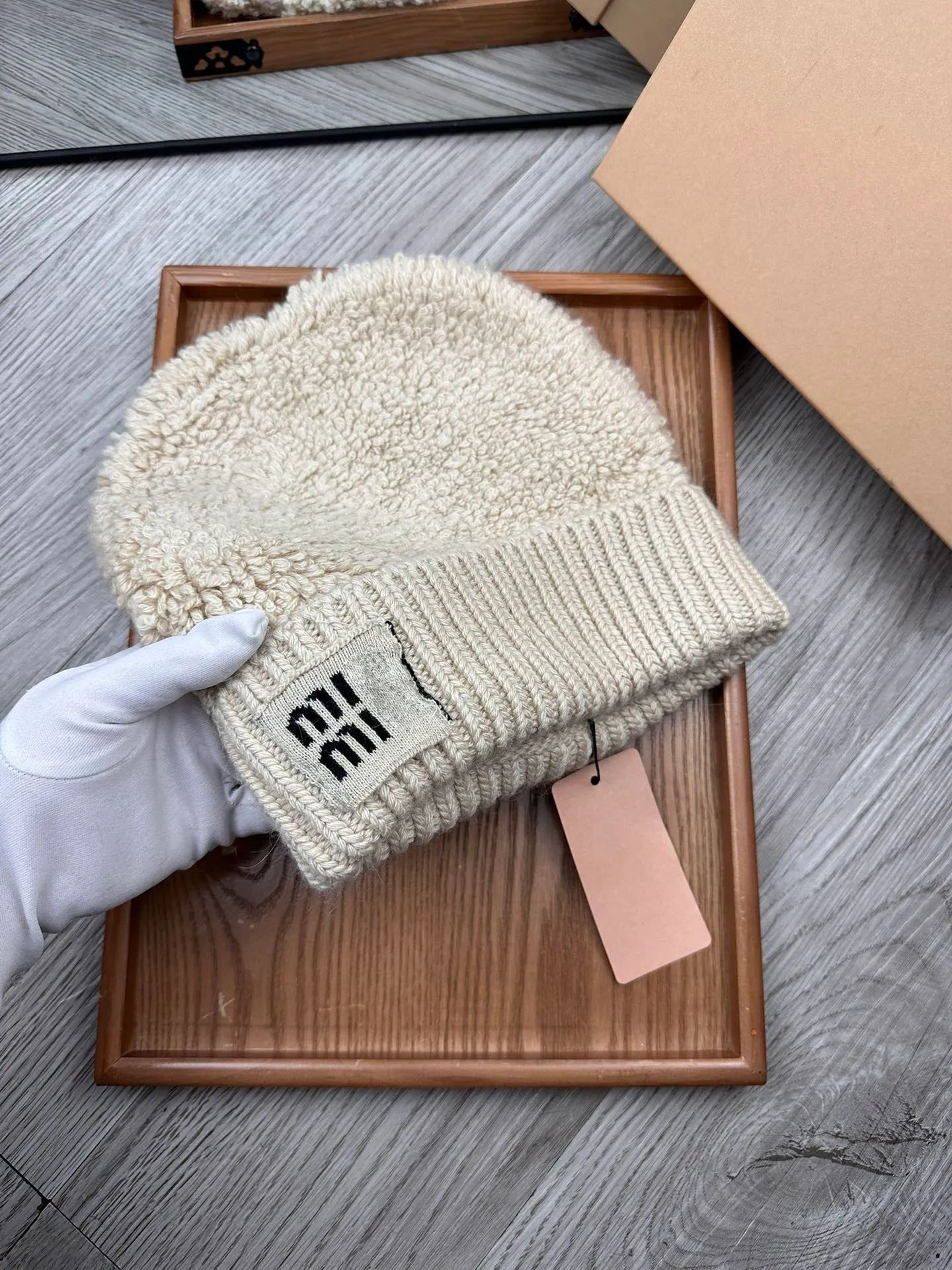 Cashmere Knit Beanie Hat For Men And Women With Warm Fitted Dome Design 1