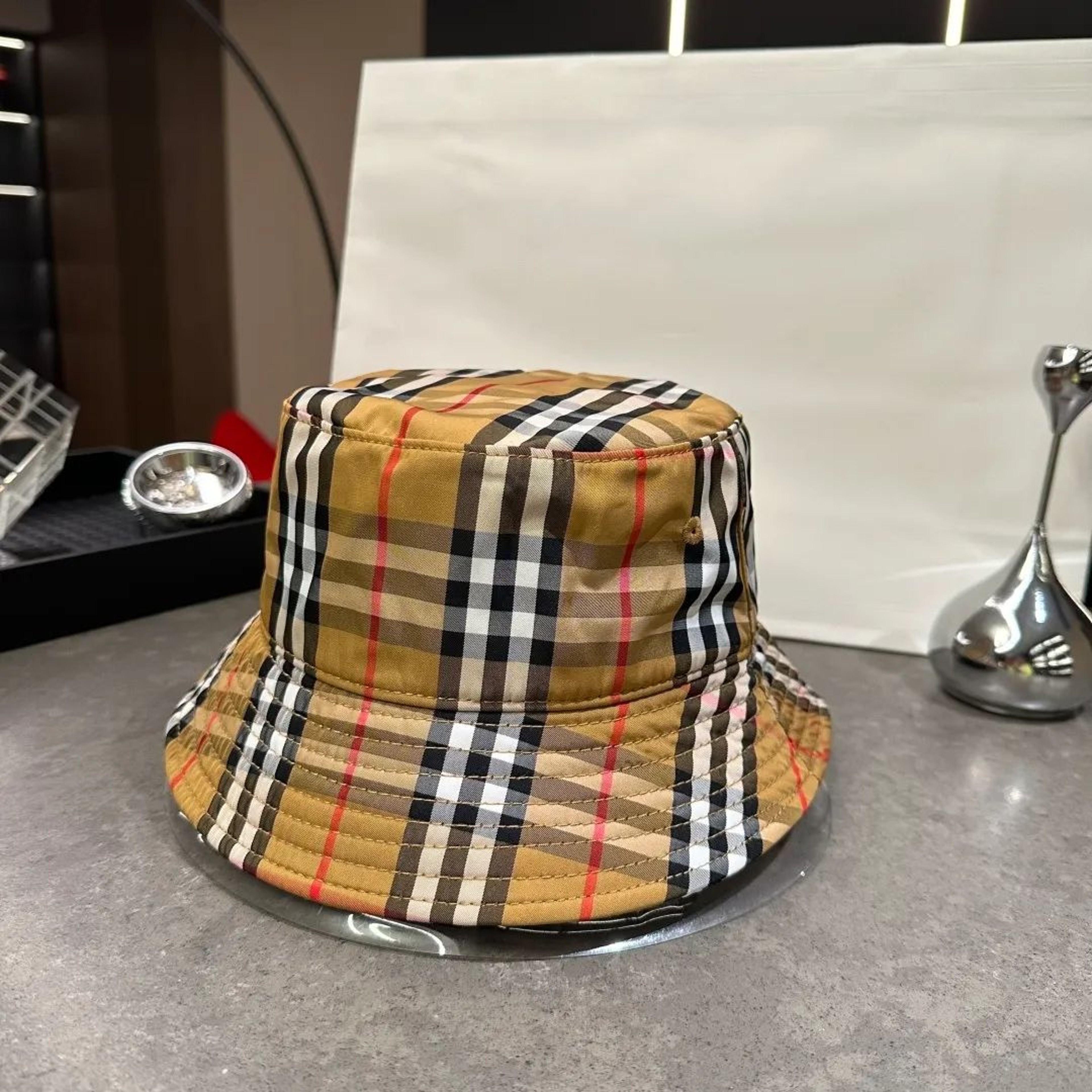 Wide Brim Bucket Hat With Striped Design For Summer Outdoor Wear 1