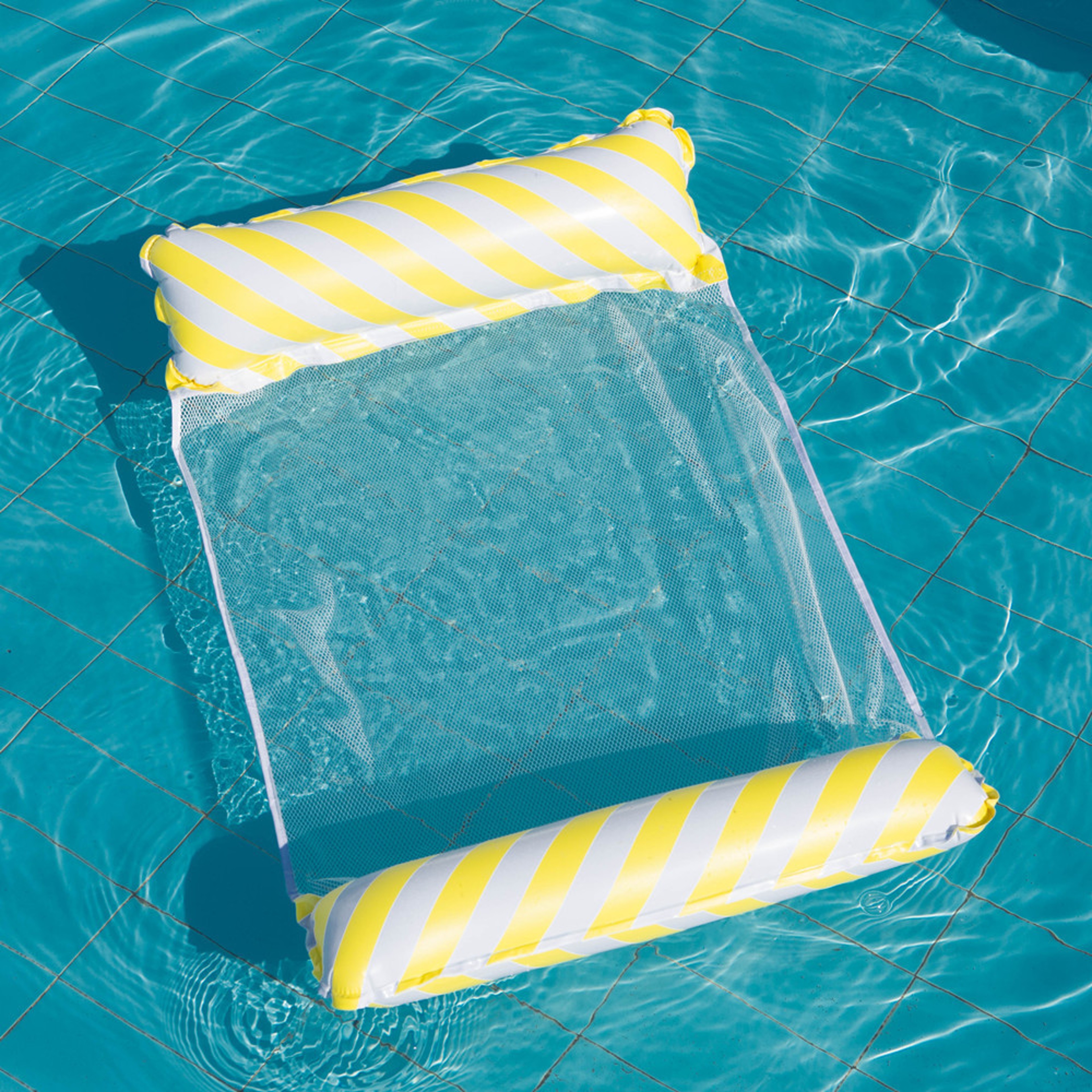 Foldable Inflatable Lounge Chair With Net Backrest For Pool And Beach Floating Relaxation 7