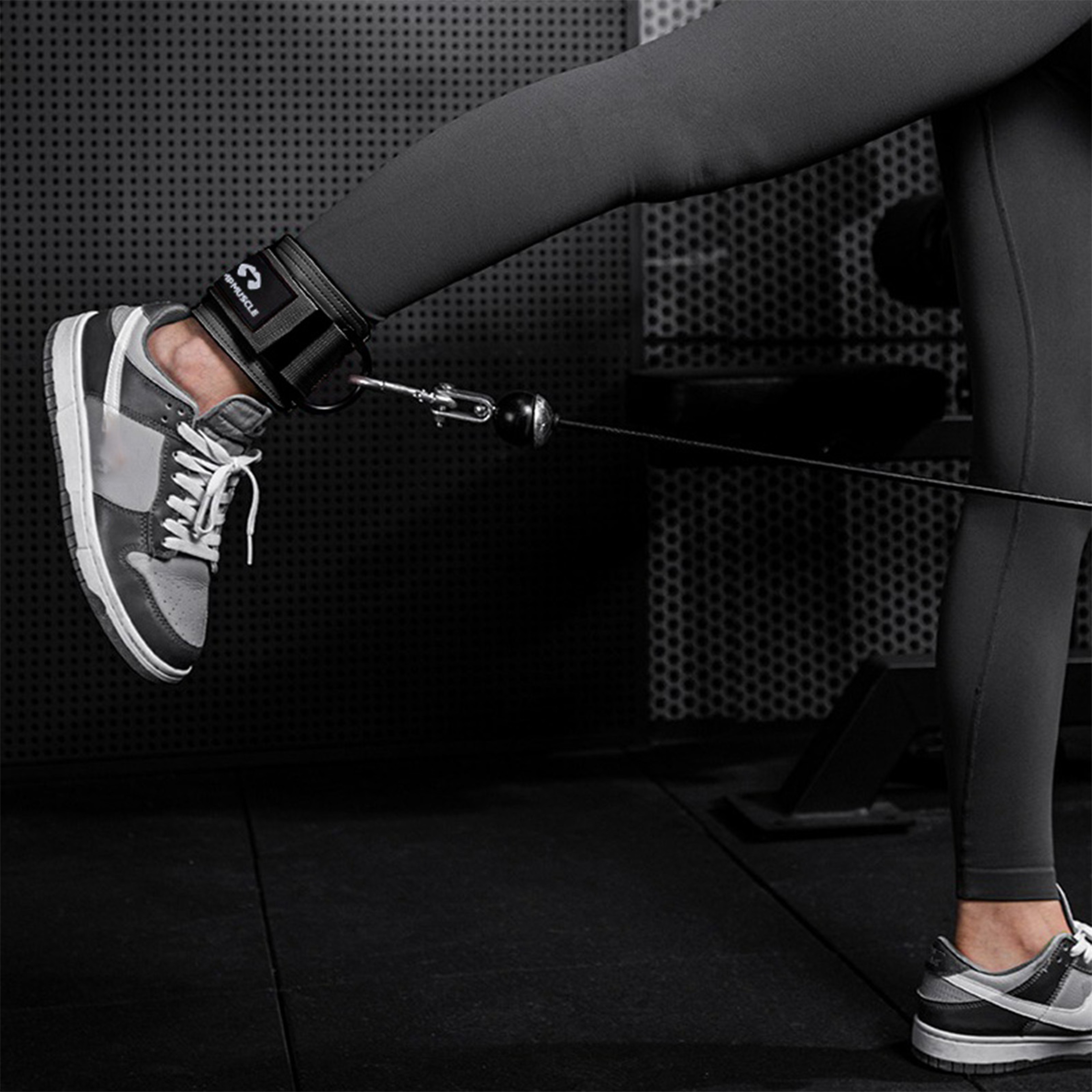 Padded Cable Machine Ankle Strap For Glute Kickbacks And Leg Workouts 3