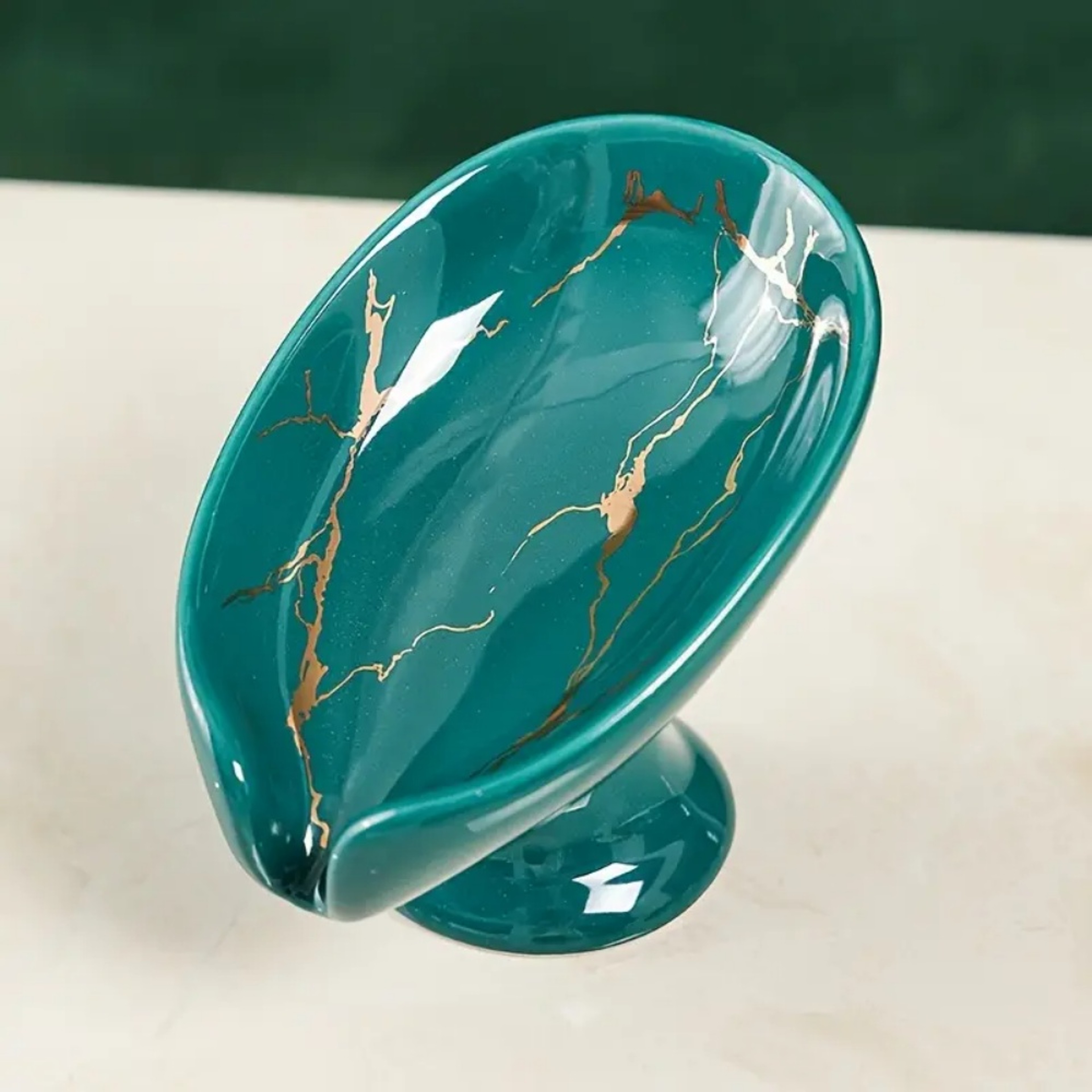 Leaf Flow Self Draining Ceramic Soap Dish 7