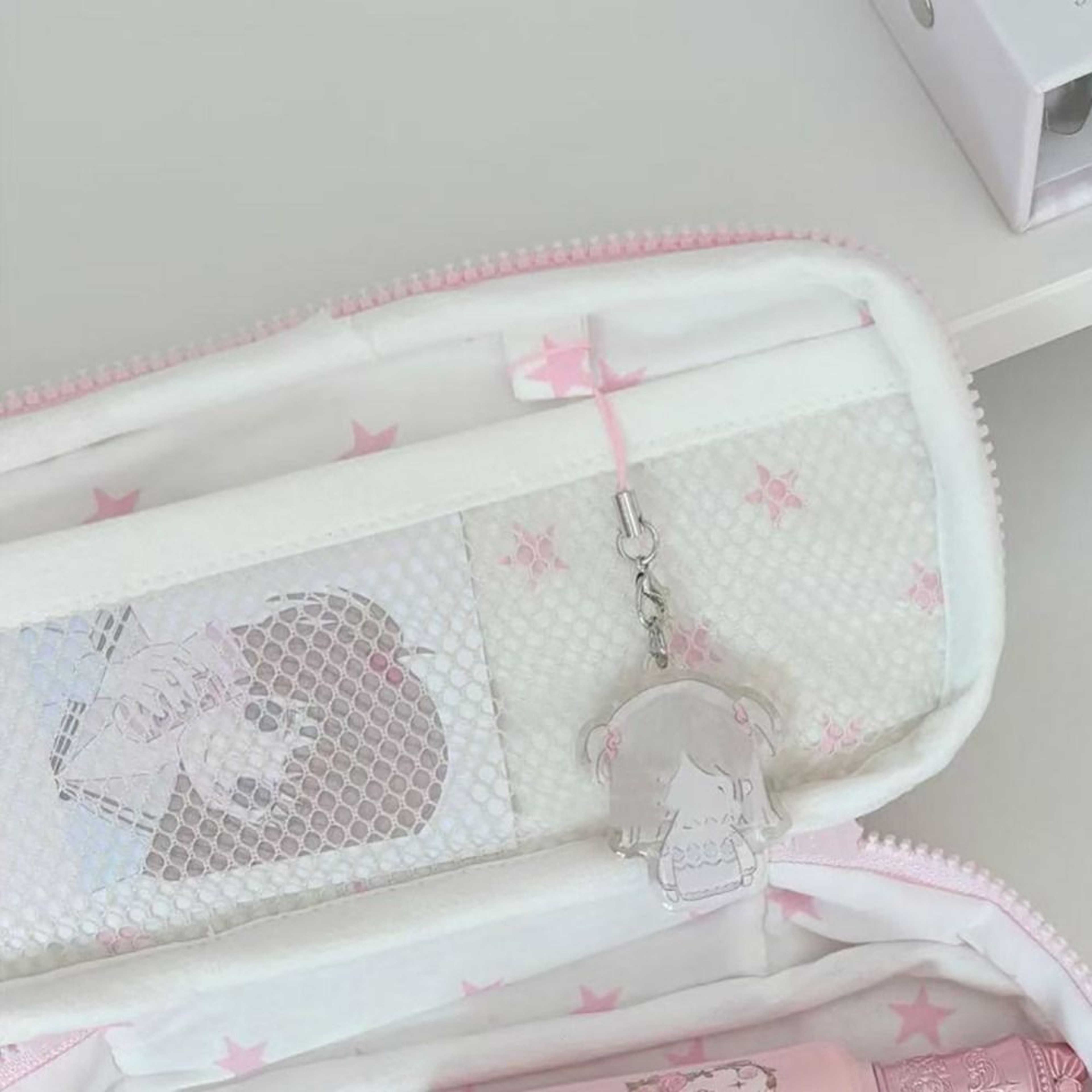 Strawberry Design Large Capacity Pencil Case Portable Stationery Bag for School – view 1