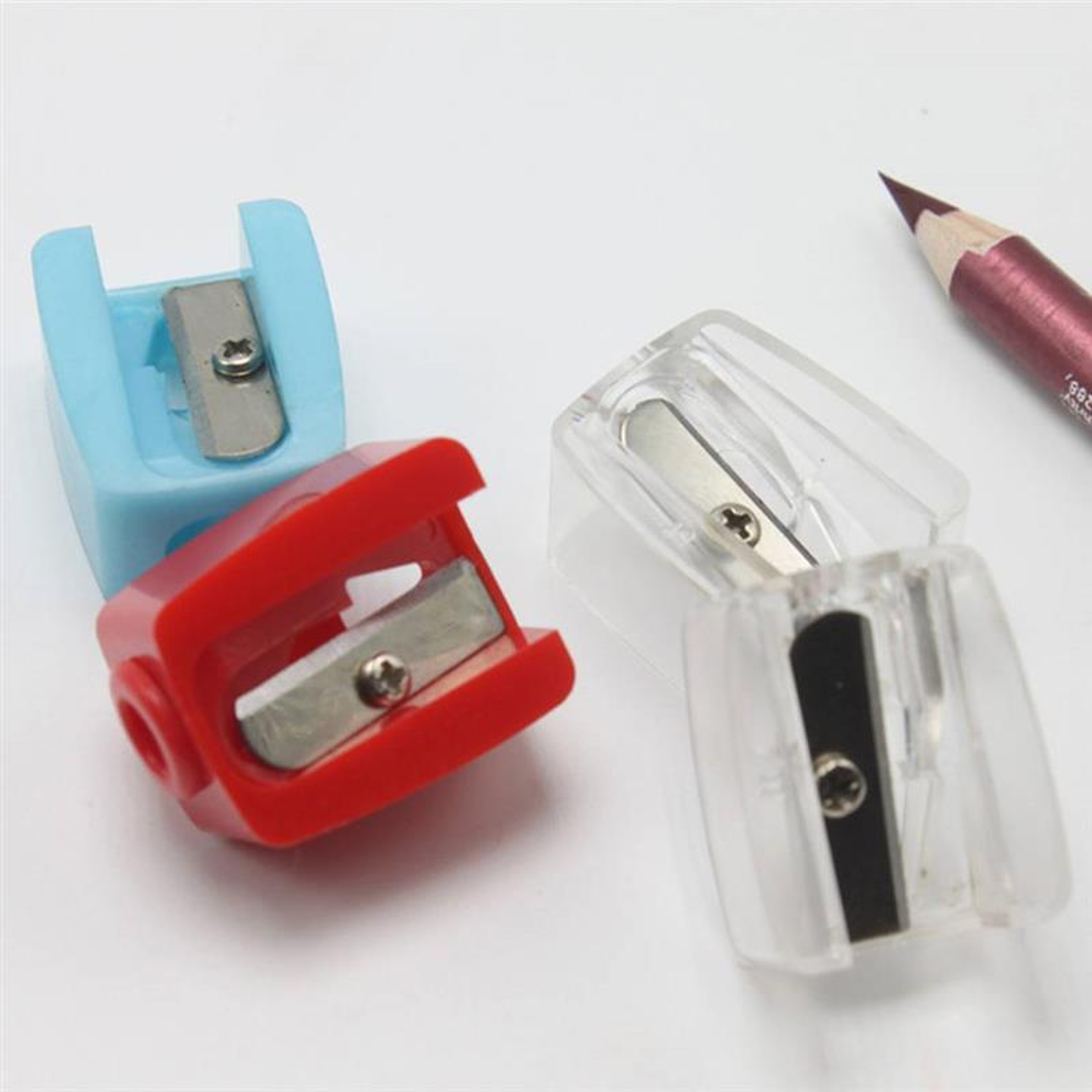 Professional Eye Makeup Pencil Sharpener for Eyeliner and Eyebrow Pencils – view 2