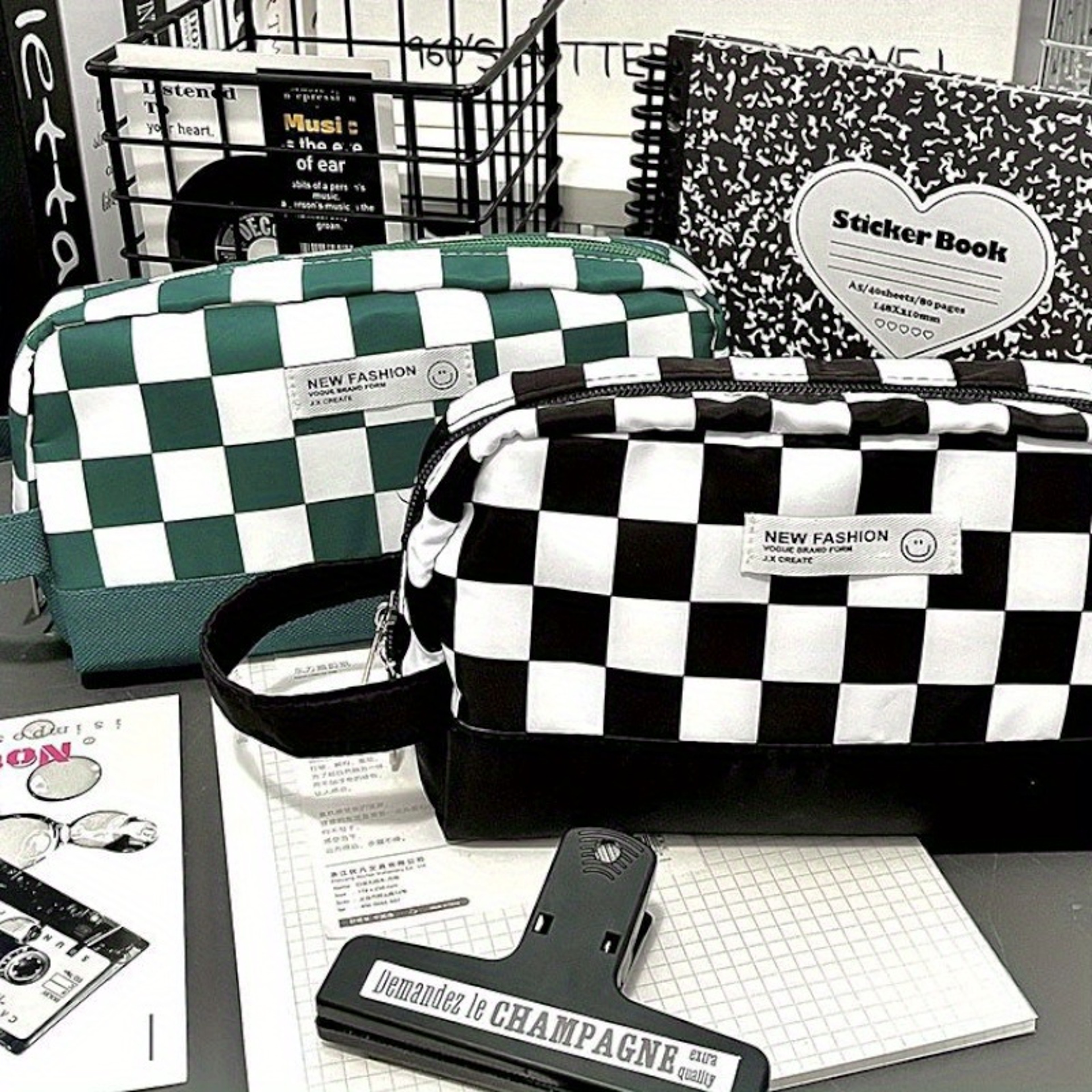 Classic Checkerboard Pen Bag Large Capacity Pencil Pouch  Cute Checkered Pencil Case 0